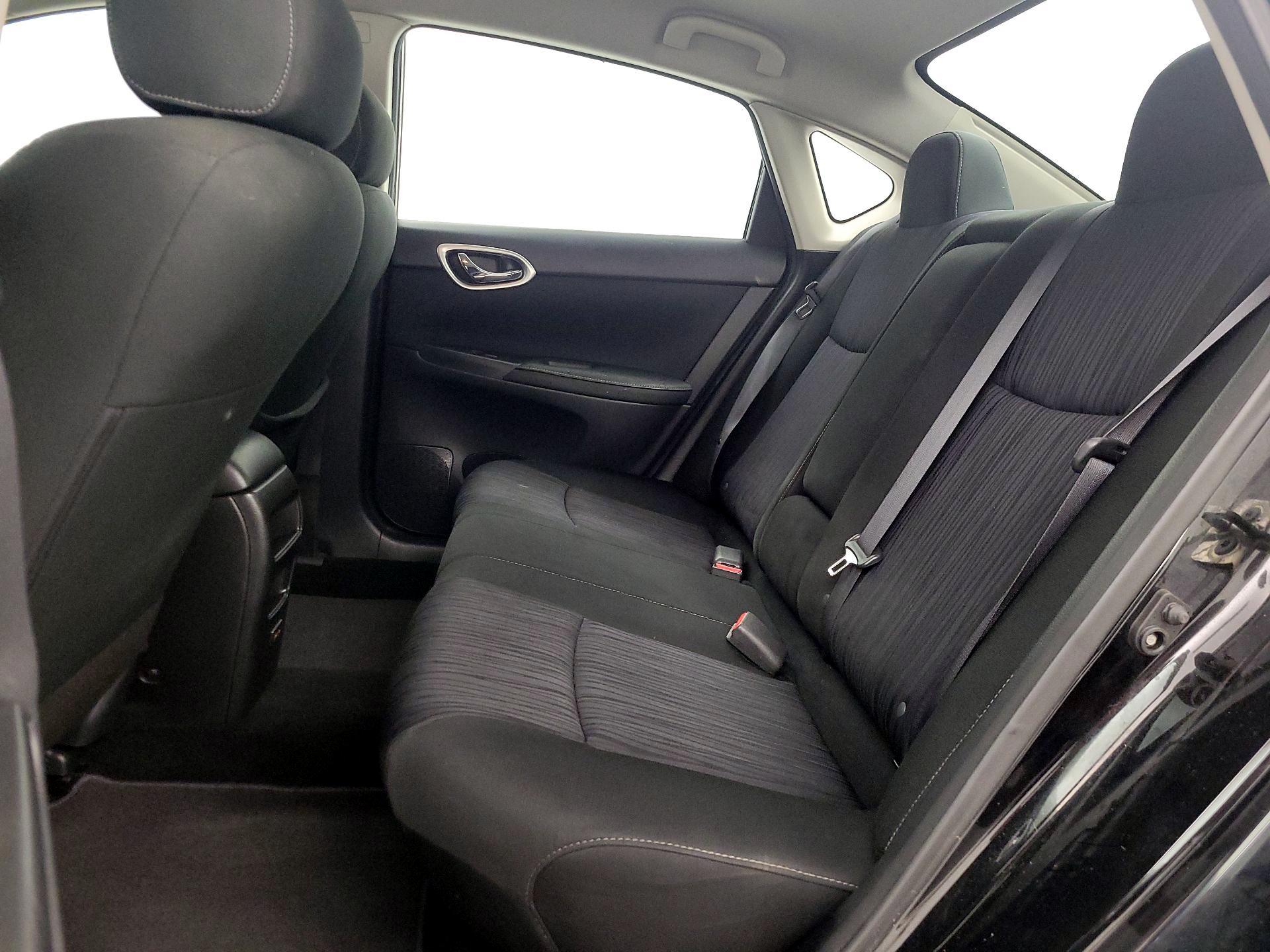 Thumbnail: 2019 Nissan Sentra - 19