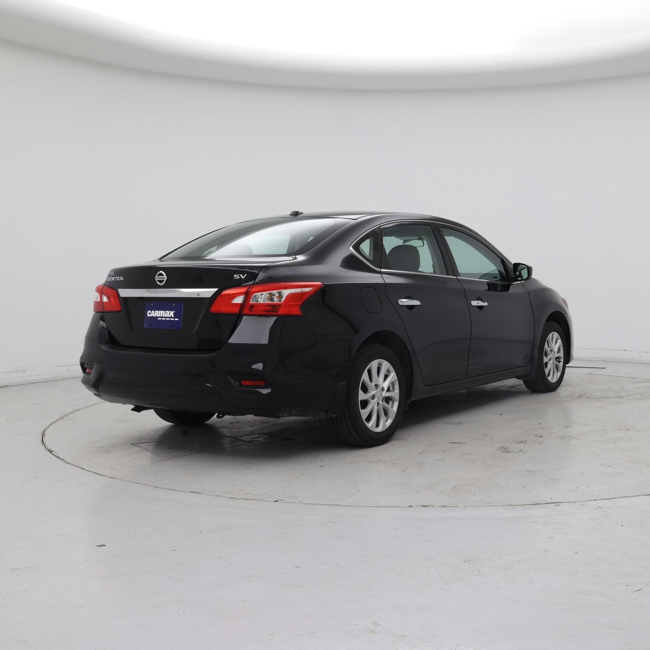 Thumbnail: 2019 Nissan Sentra - 8