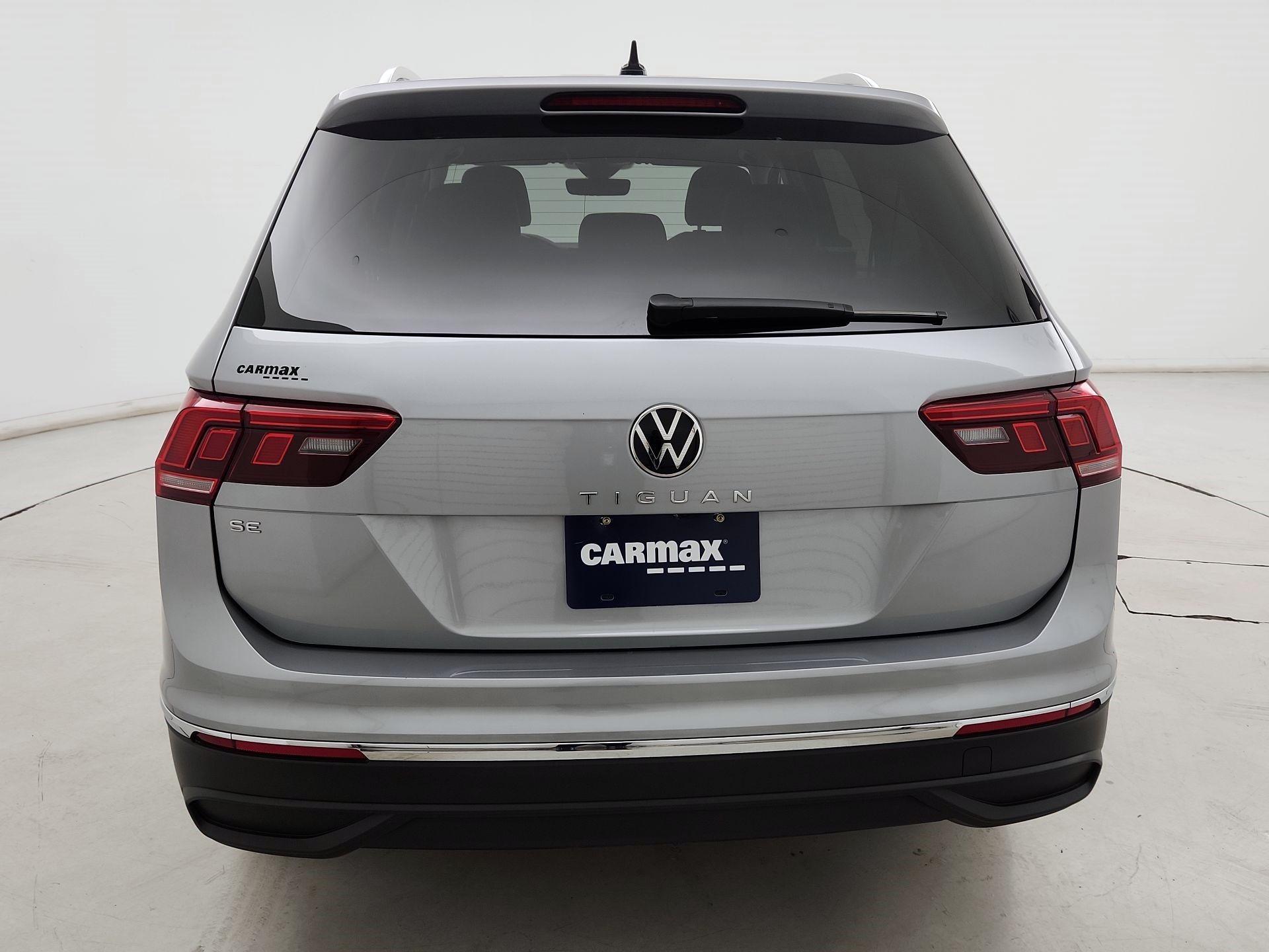 Thumbnail: 2022 Volkswagen Tiguan - 6