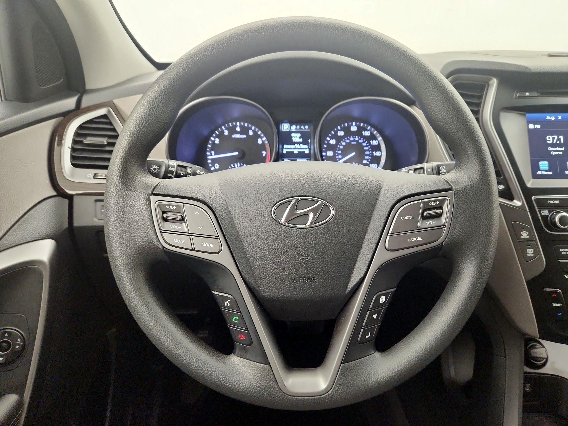 Thumbnail: 2018 Hyundai Santa Fe - 10