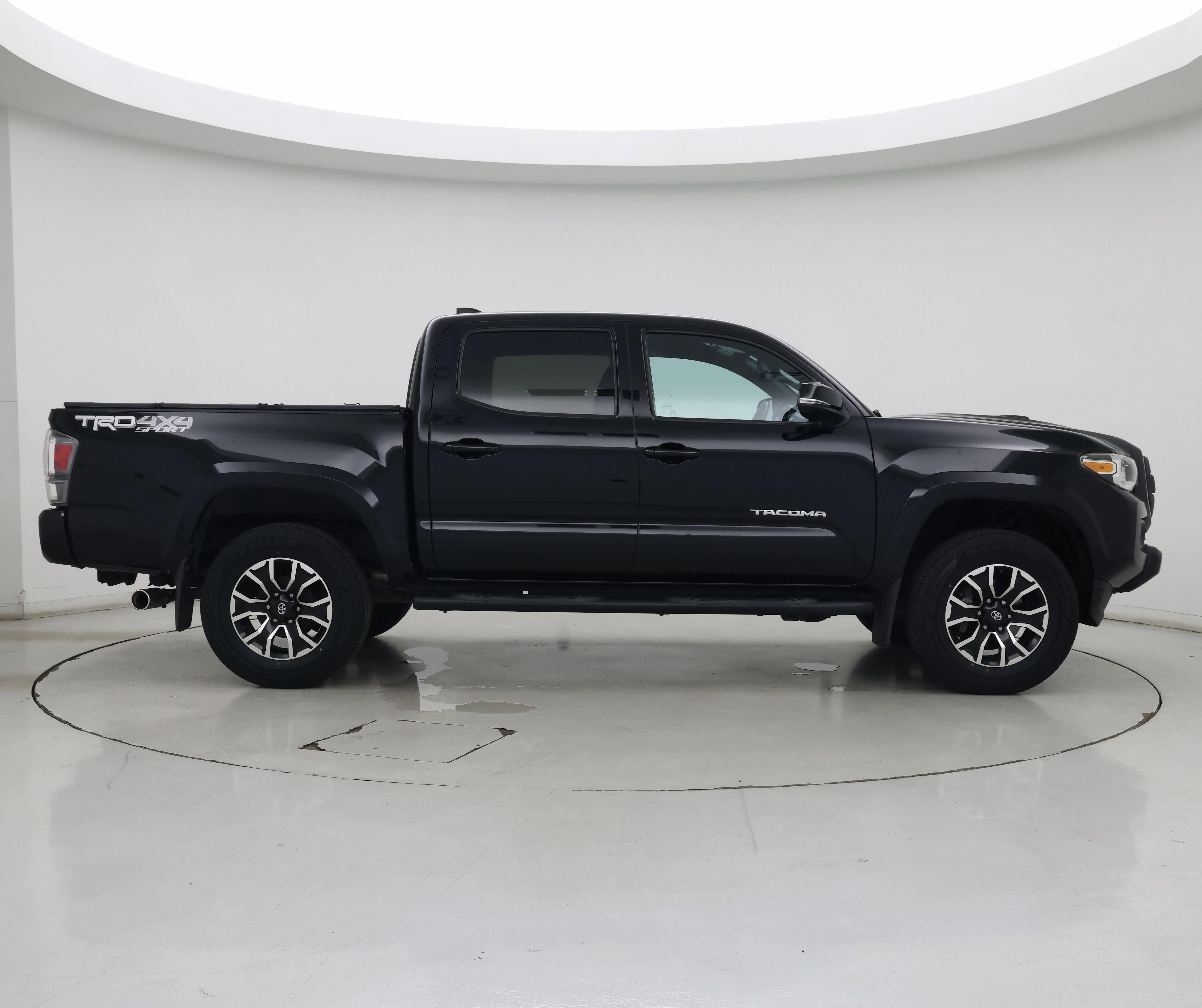 Thumbnail: 2020 Toyota Tacoma - 7