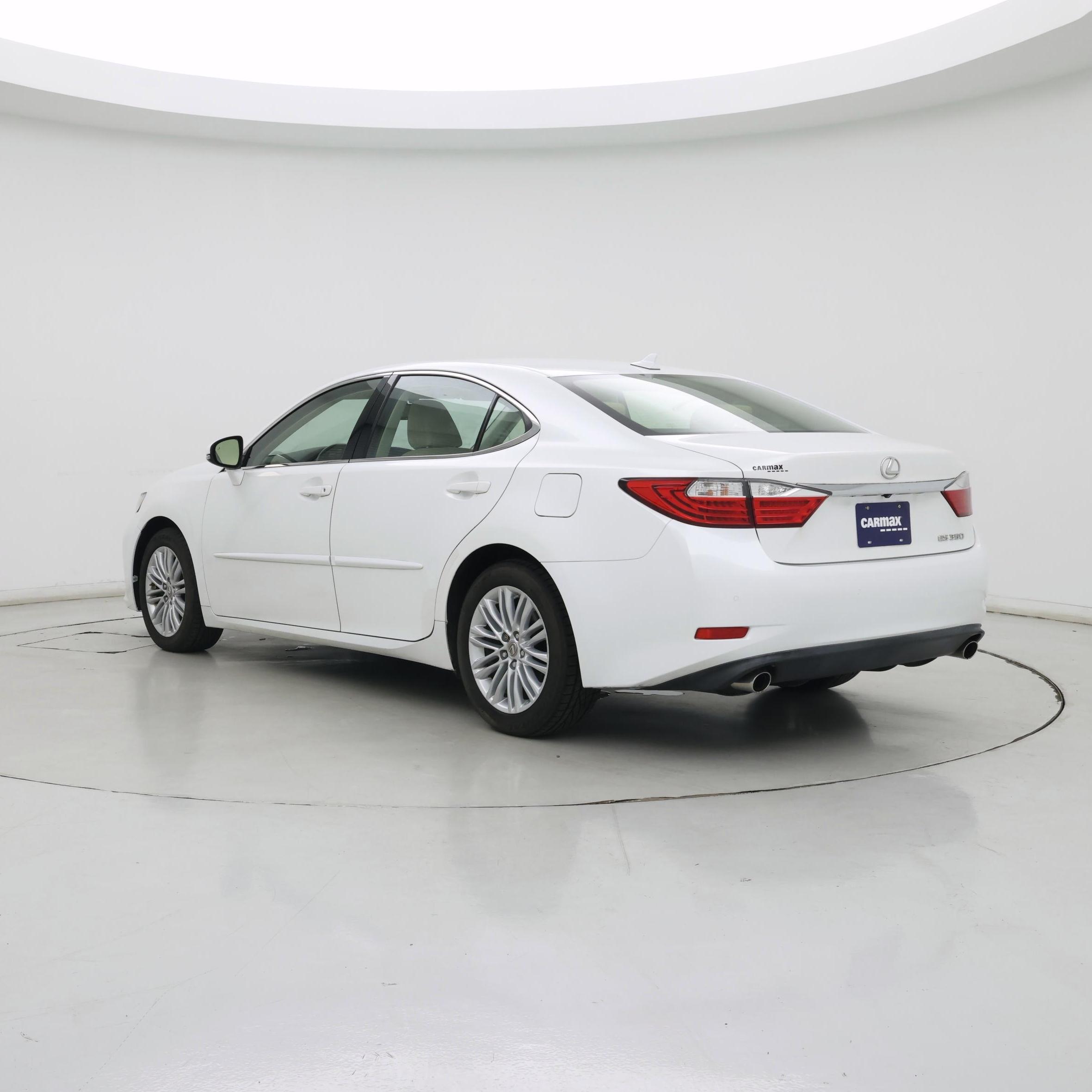 Thumbnail: 2013 Lexus ES - 2