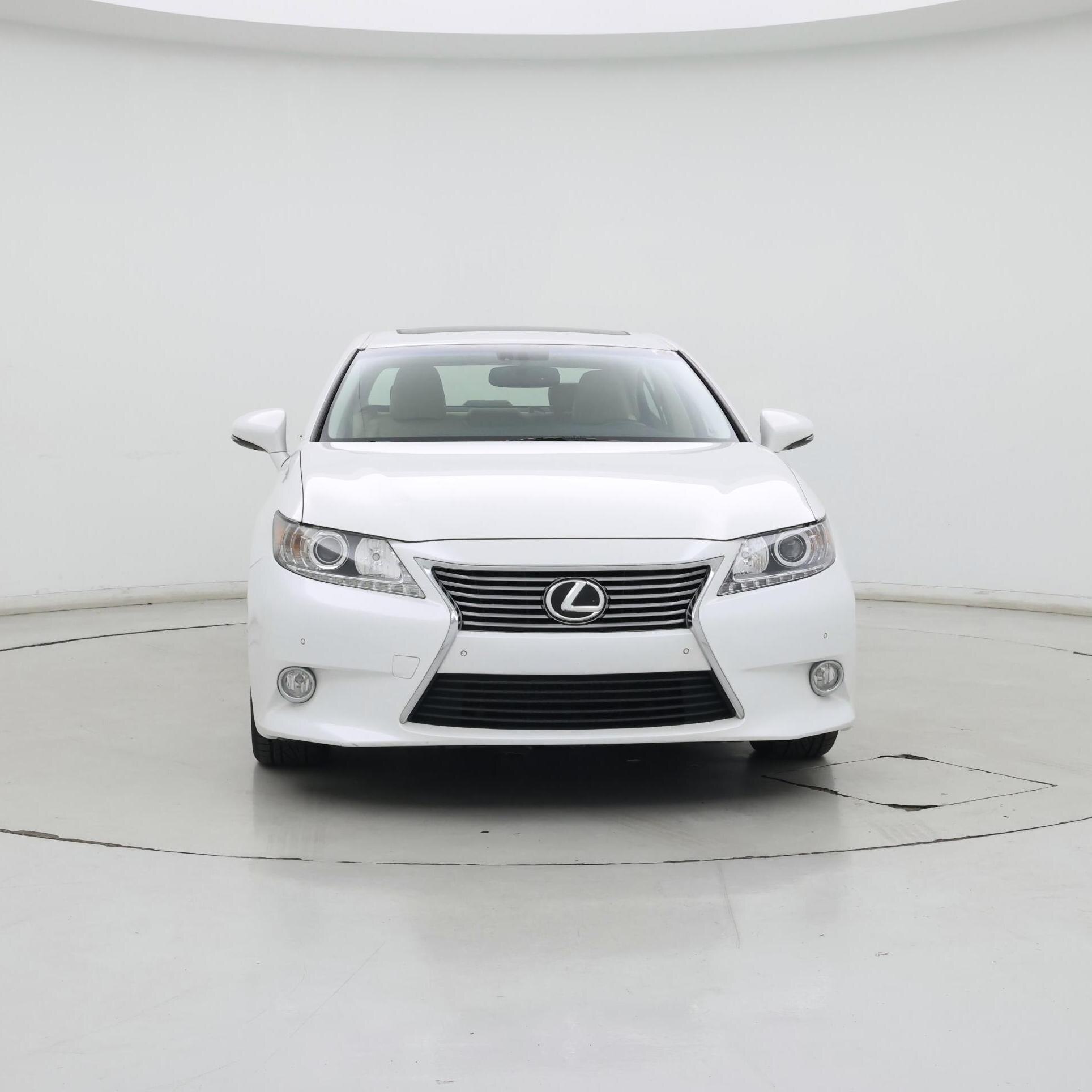 Thumbnail: 2013 Lexus ES - 5