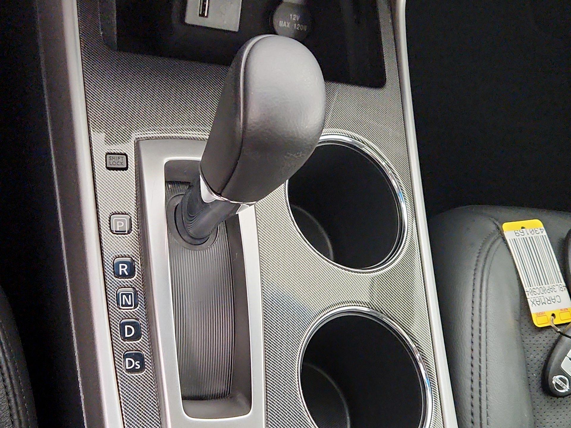 Thumbnail: 2013 Nissan Altima - 16