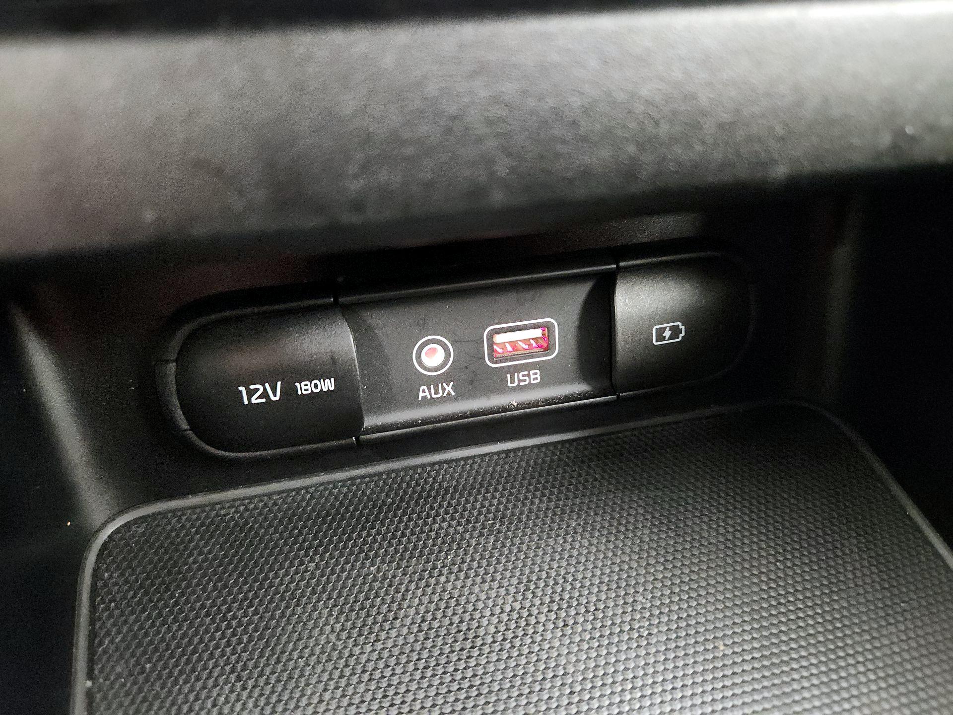 Thumbnail: 2021 Kia Forte - 18