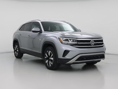 Silver 2022 Volkswagen Atlas Cross Sport SE