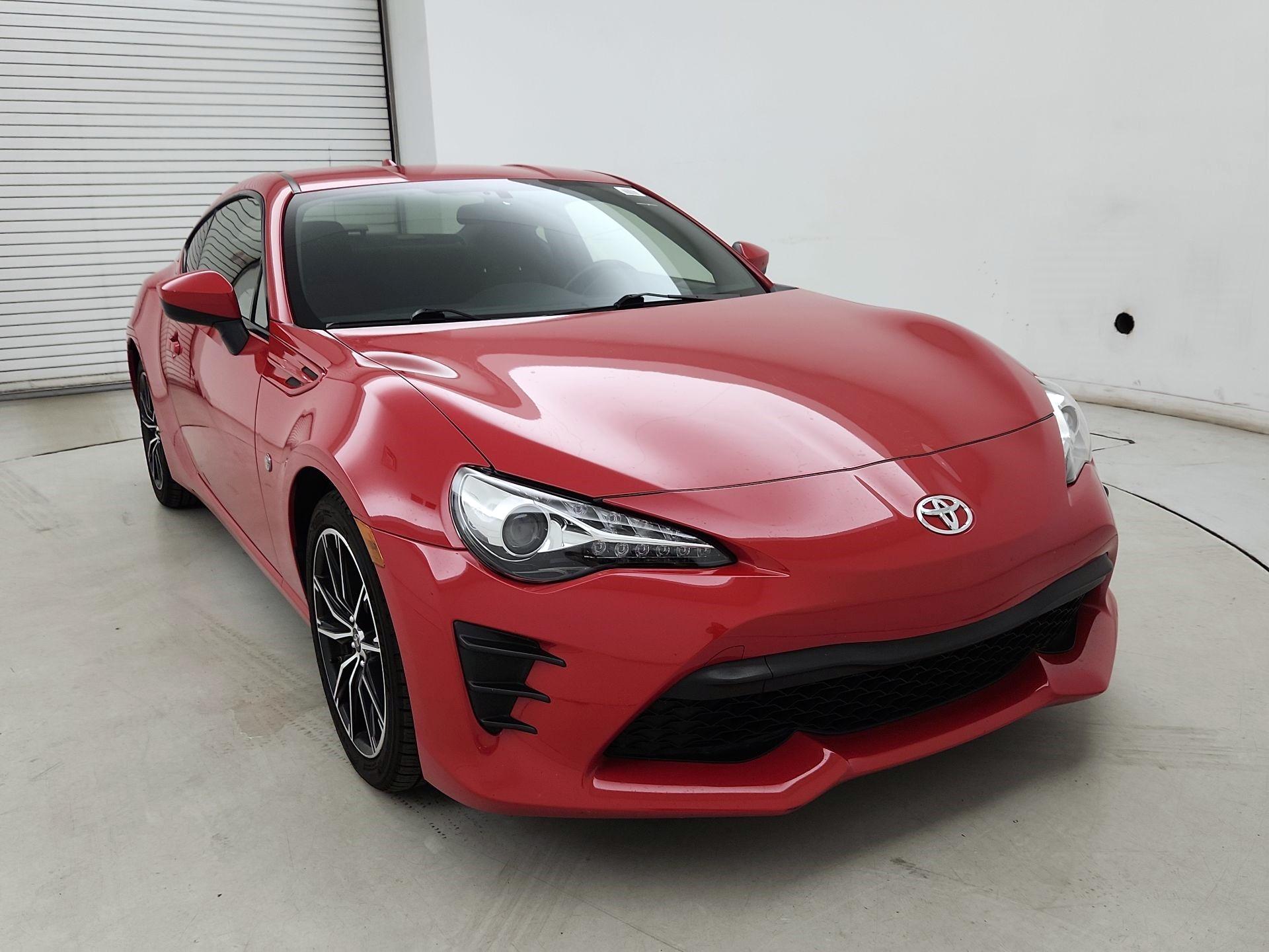Thumbnail: 2017 Toyota 86 - 1
