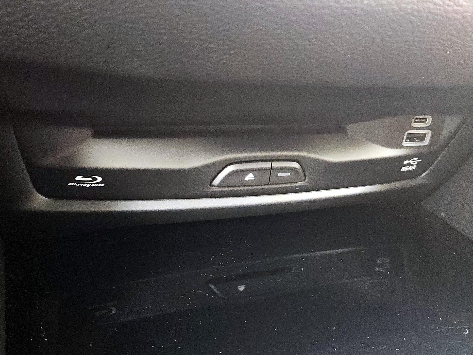 Thumbnail: 2024 Chrysler Pacifica - 19