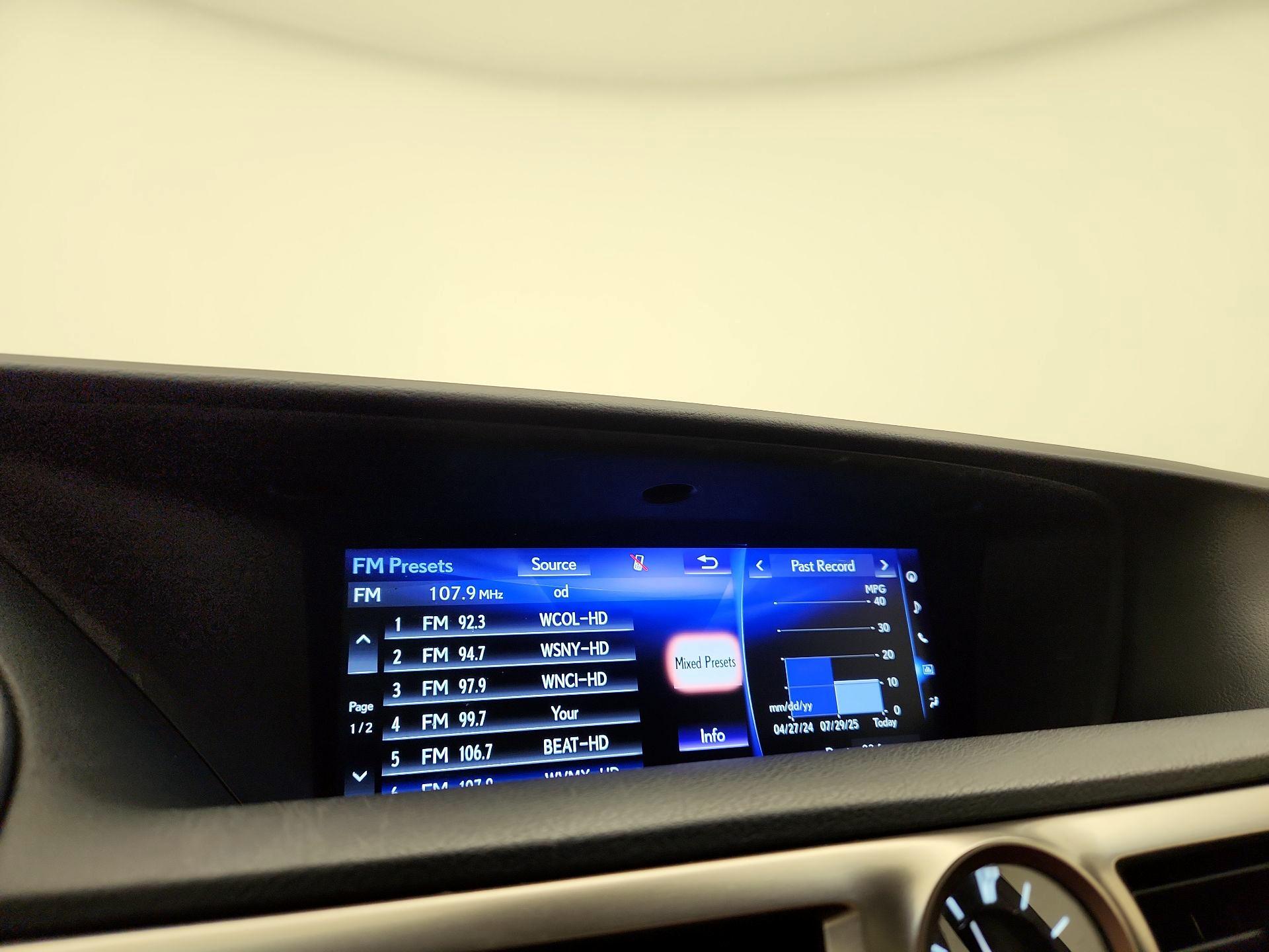 Thumbnail: 2019 Lexus GS - 16