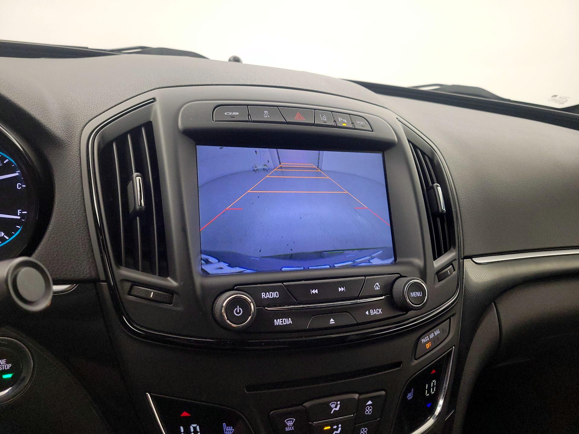 Thumbnail: 2015 Buick Regal - 15