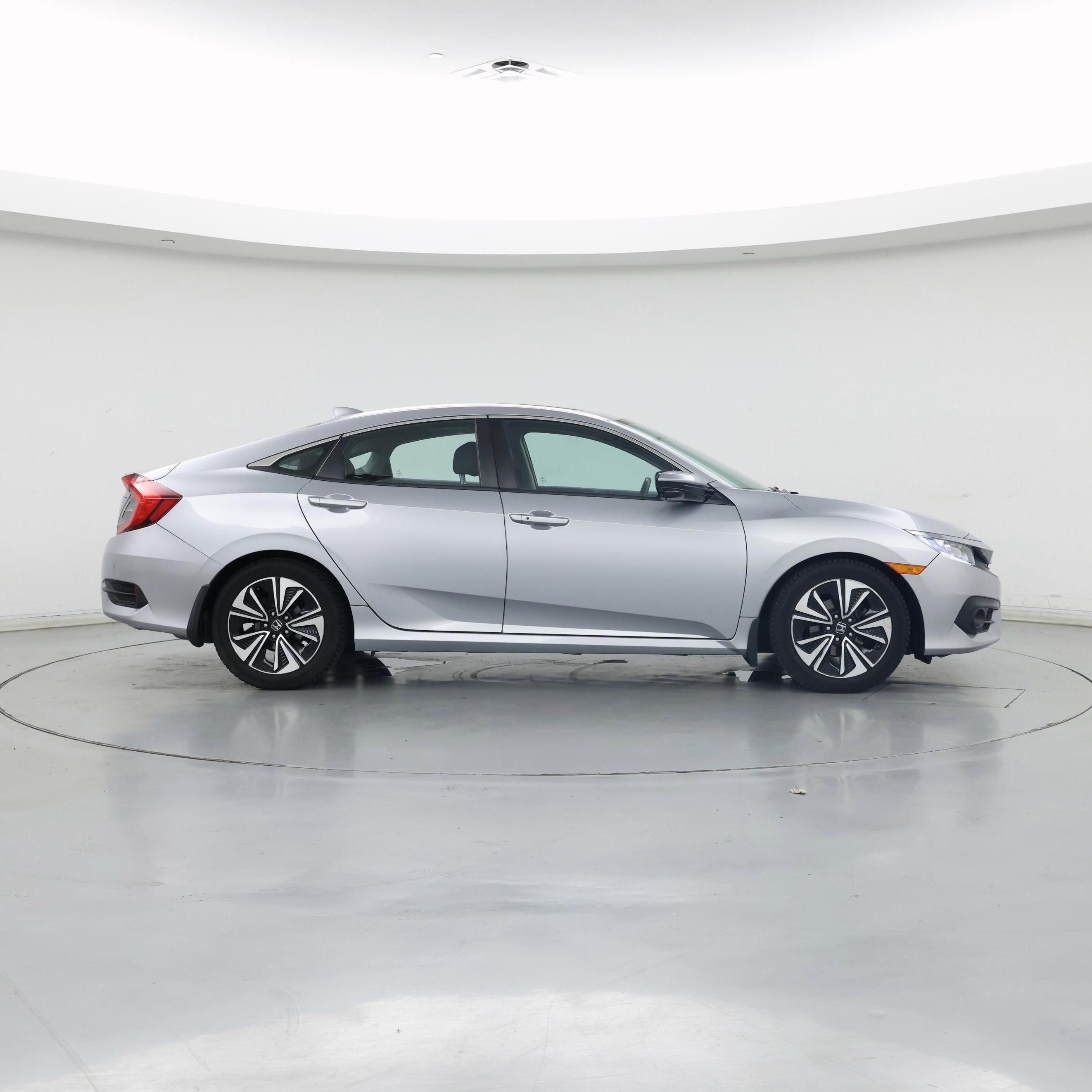 Thumbnail: 2016 Honda Civic - 7