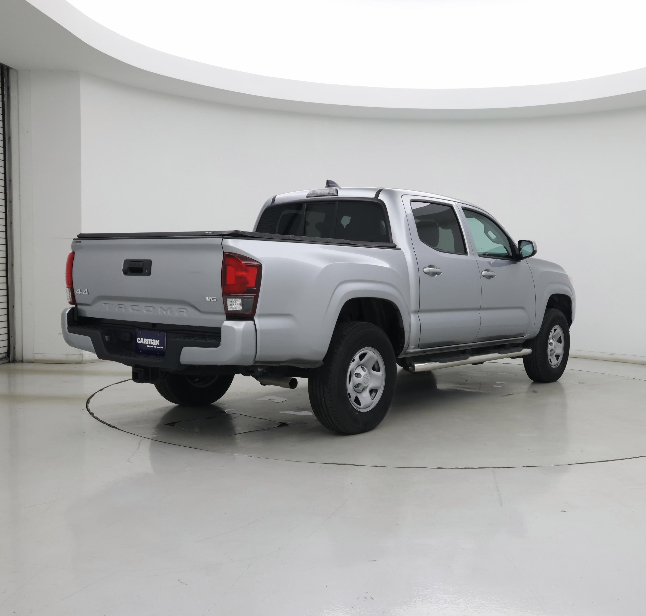 Thumbnail: 2023 Toyota Tacoma - 8