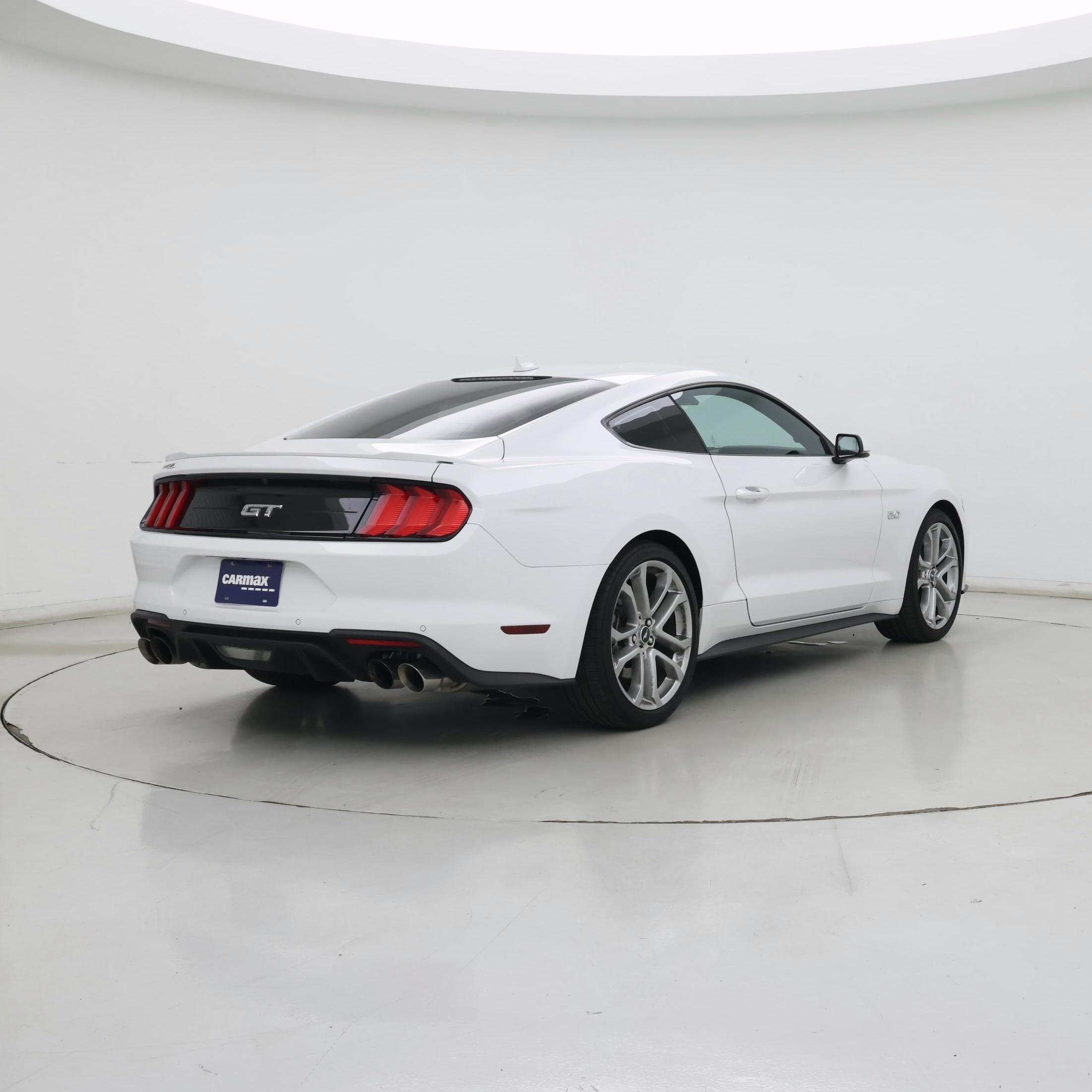 Thumbnail: 2022 Ford Mustang - 8