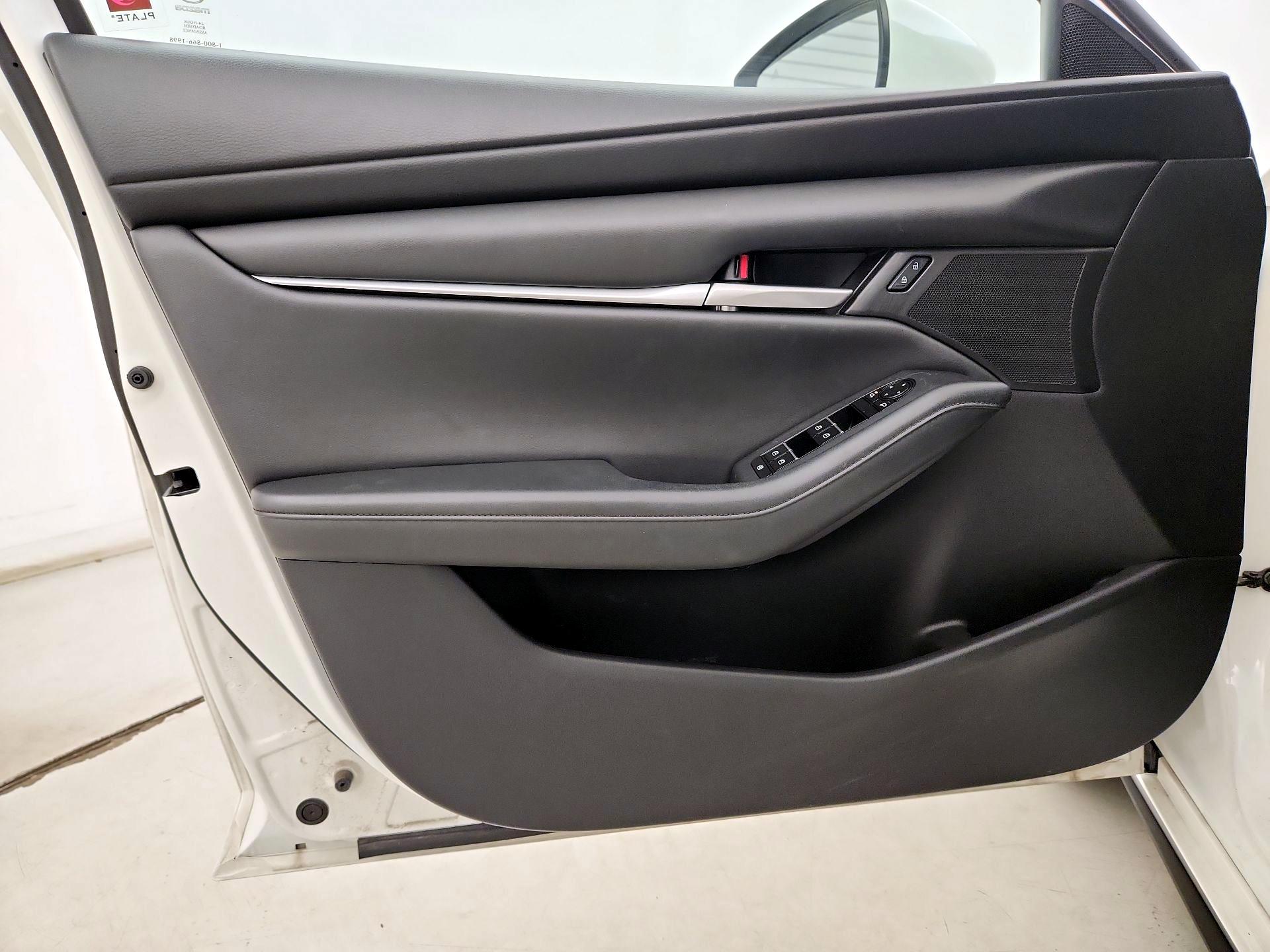Thumbnail: 2021 Mazda Mazda3 - 12