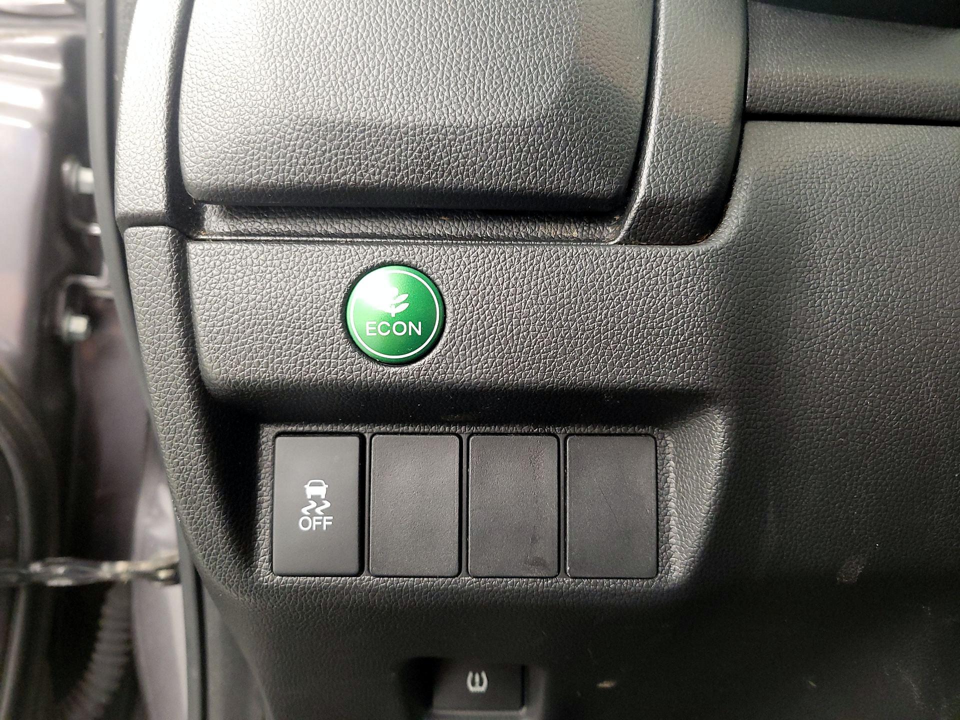 Thumbnail: 2015 Honda Fit - 13