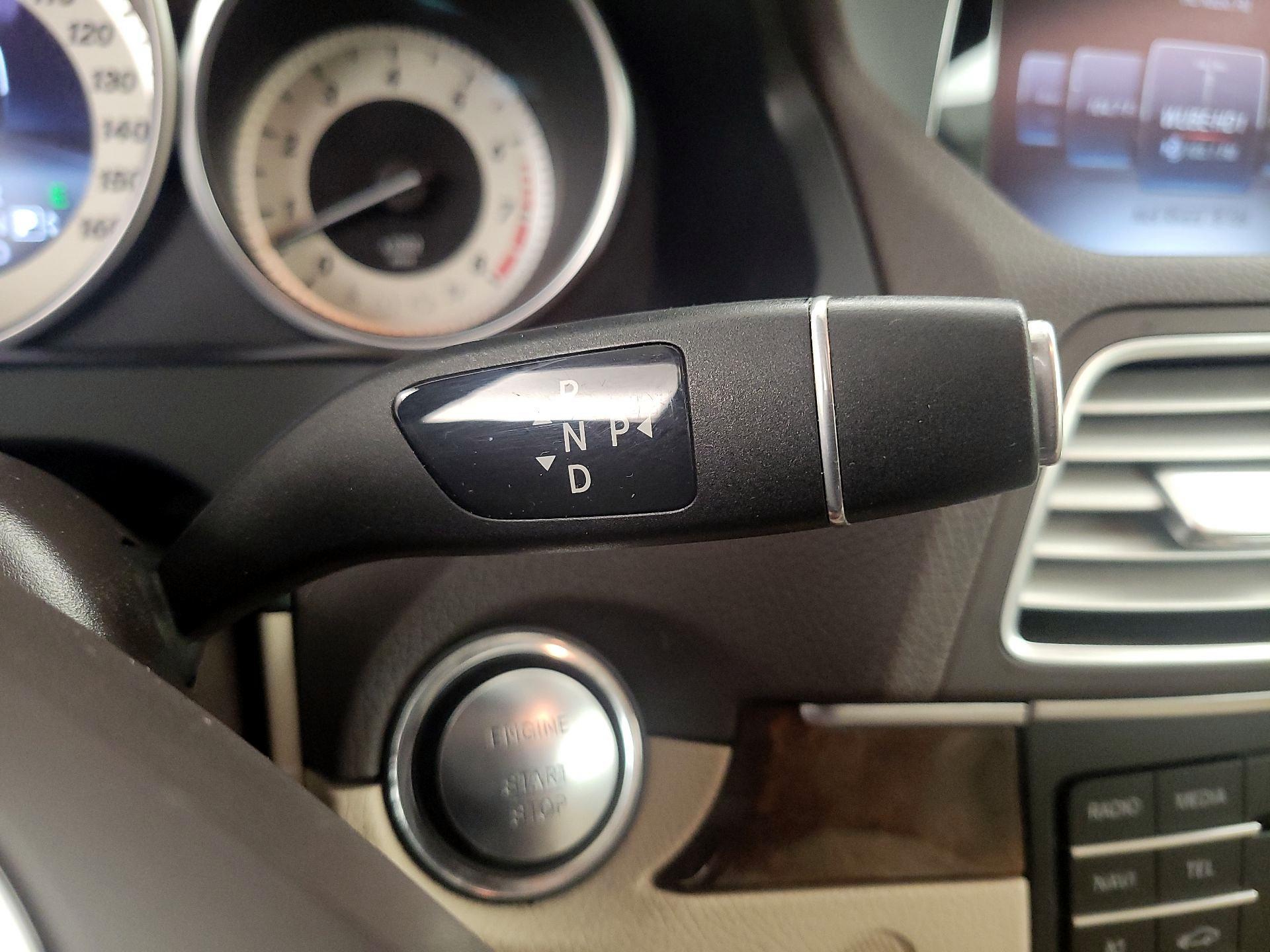 Thumbnail: 2017 Mercedes-Benz E-Class - 18