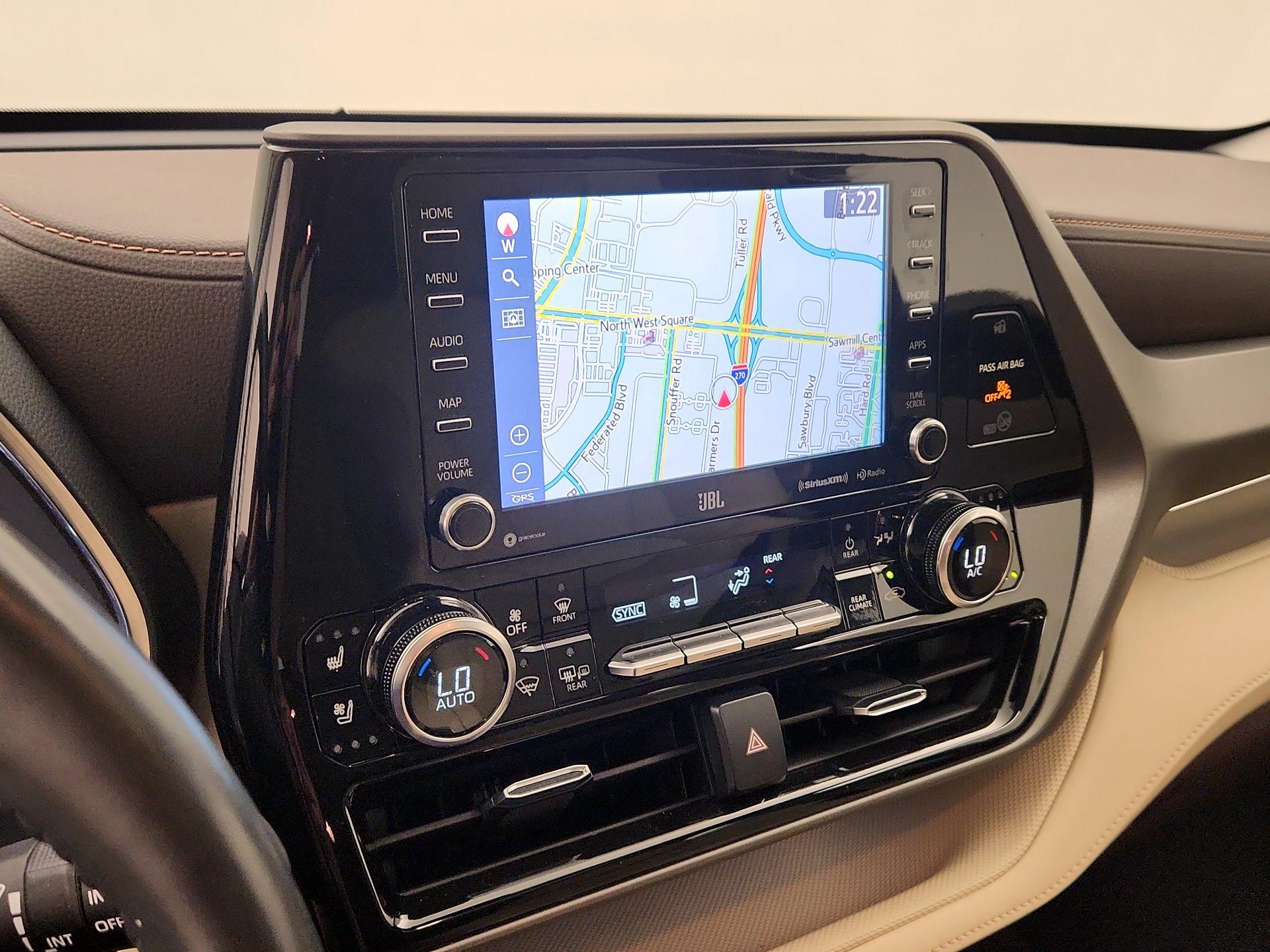 Thumbnail: 2020 Toyota Highlander - 14