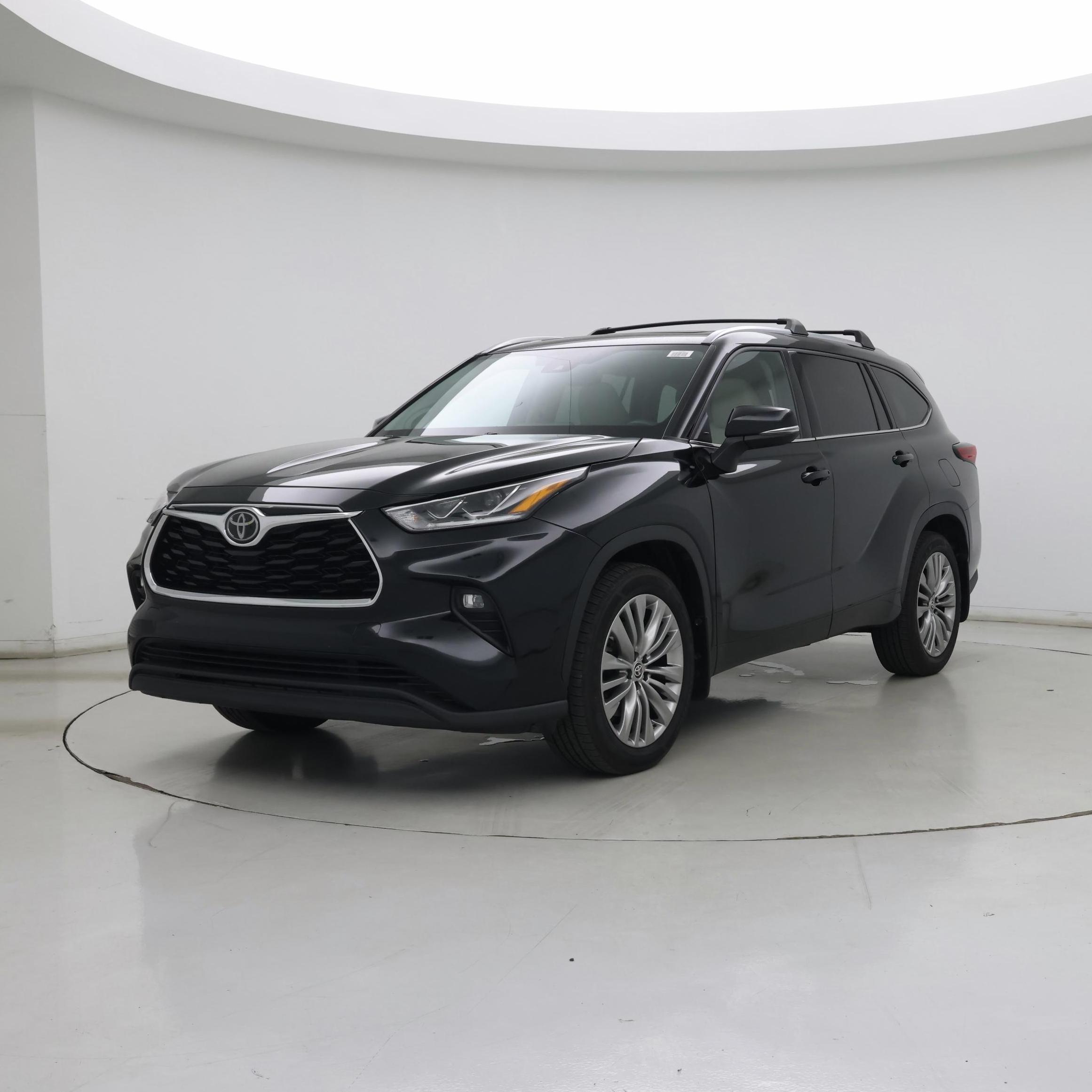 Thumbnail: 2020 Toyota Highlander - 4