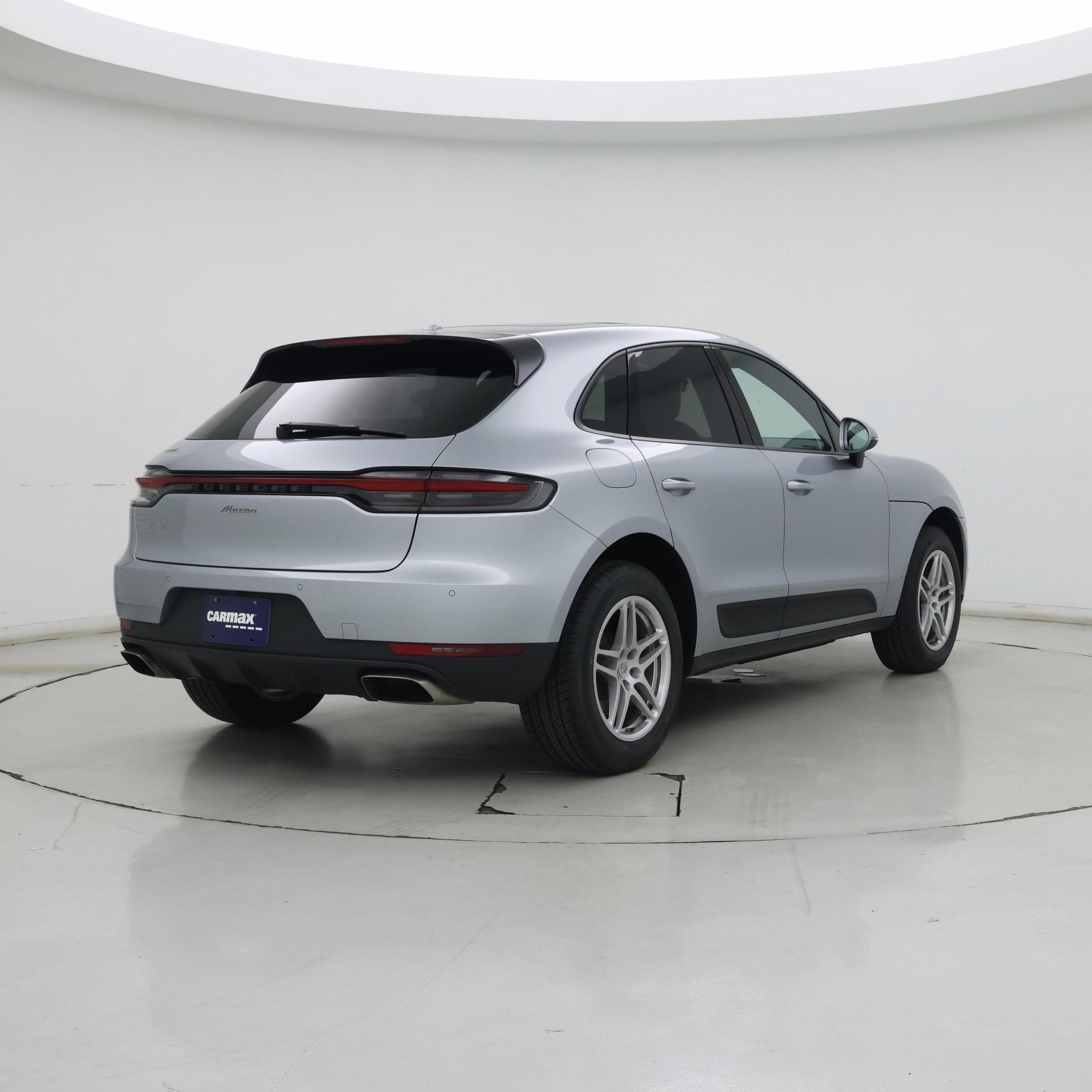 Thumbnail: 2020 Porsche Macan - 8