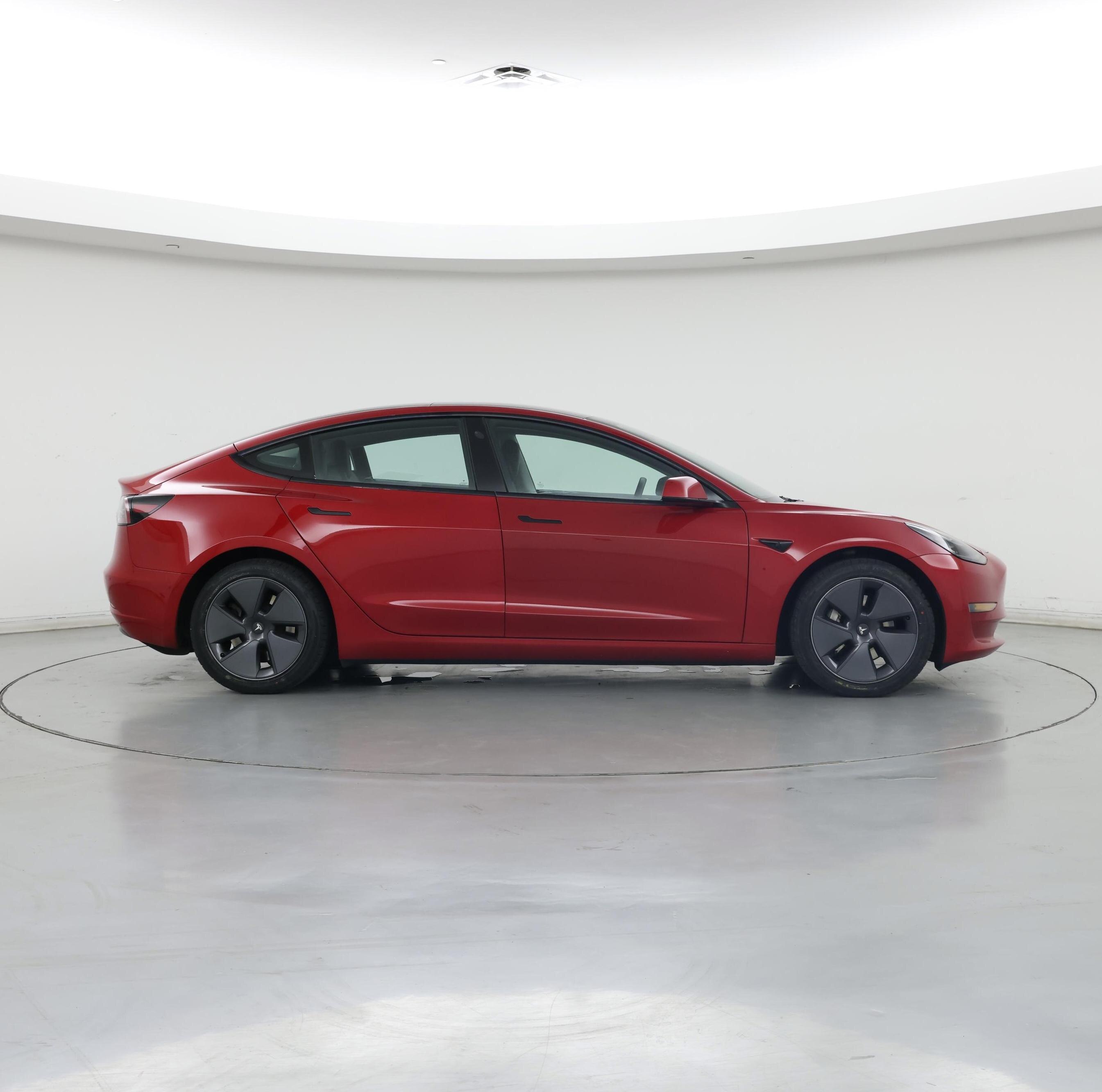 Thumbnail: 2022 Tesla Model 3 - 7