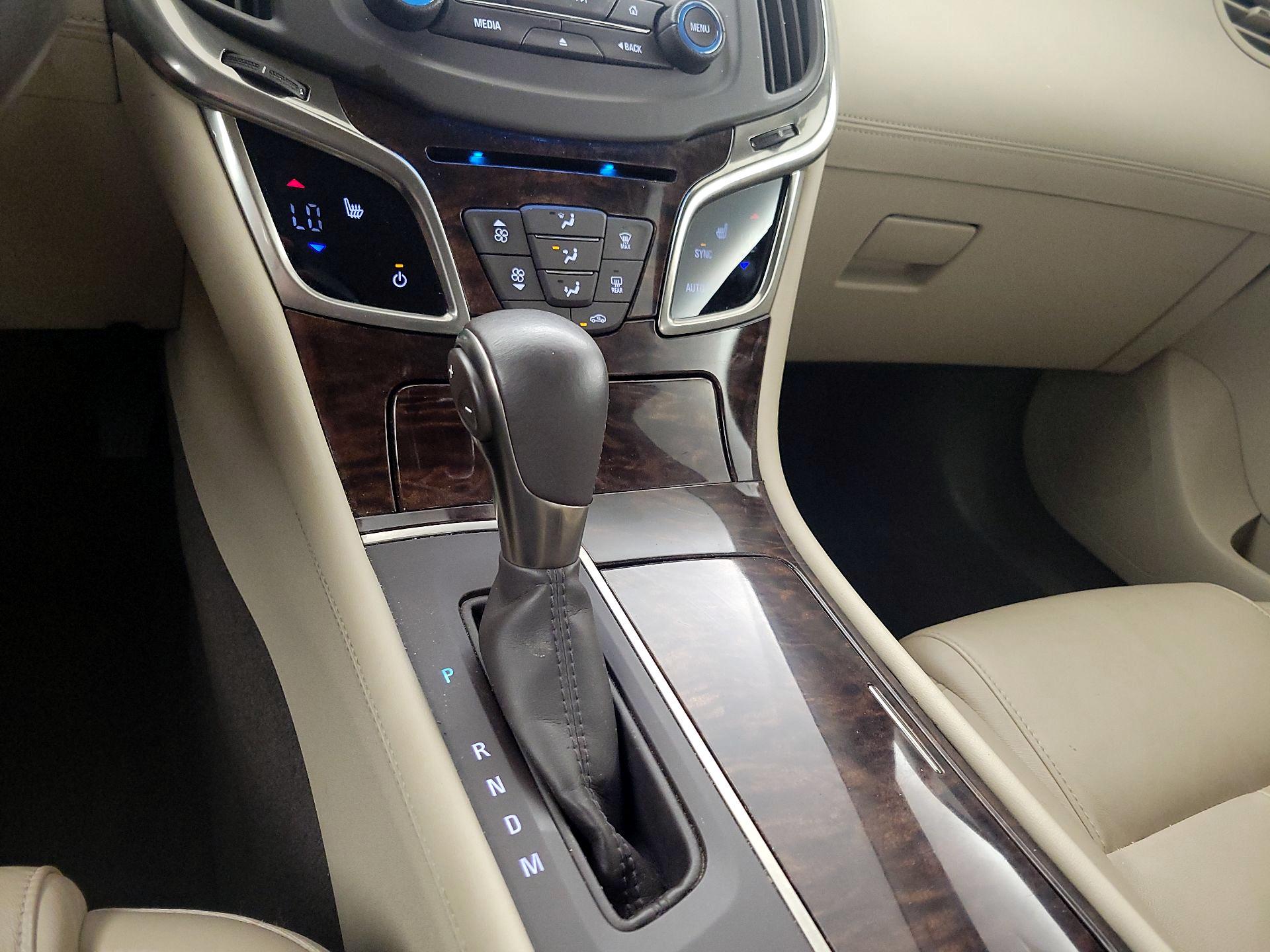 Thumbnail: 2014 Buick LaCrosse - 18