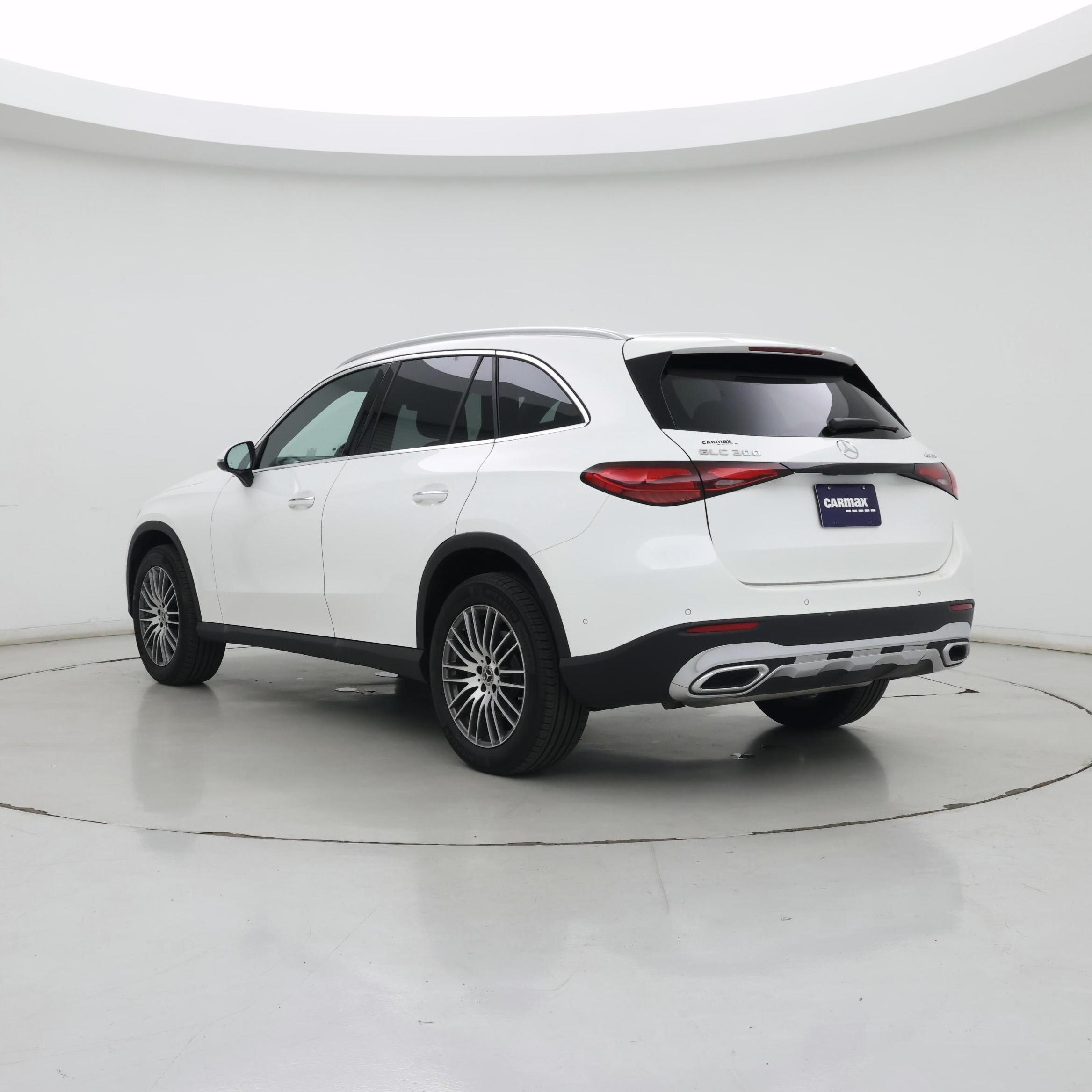 Thumbnail: 2025 Mercedes-Benz GLC - 2