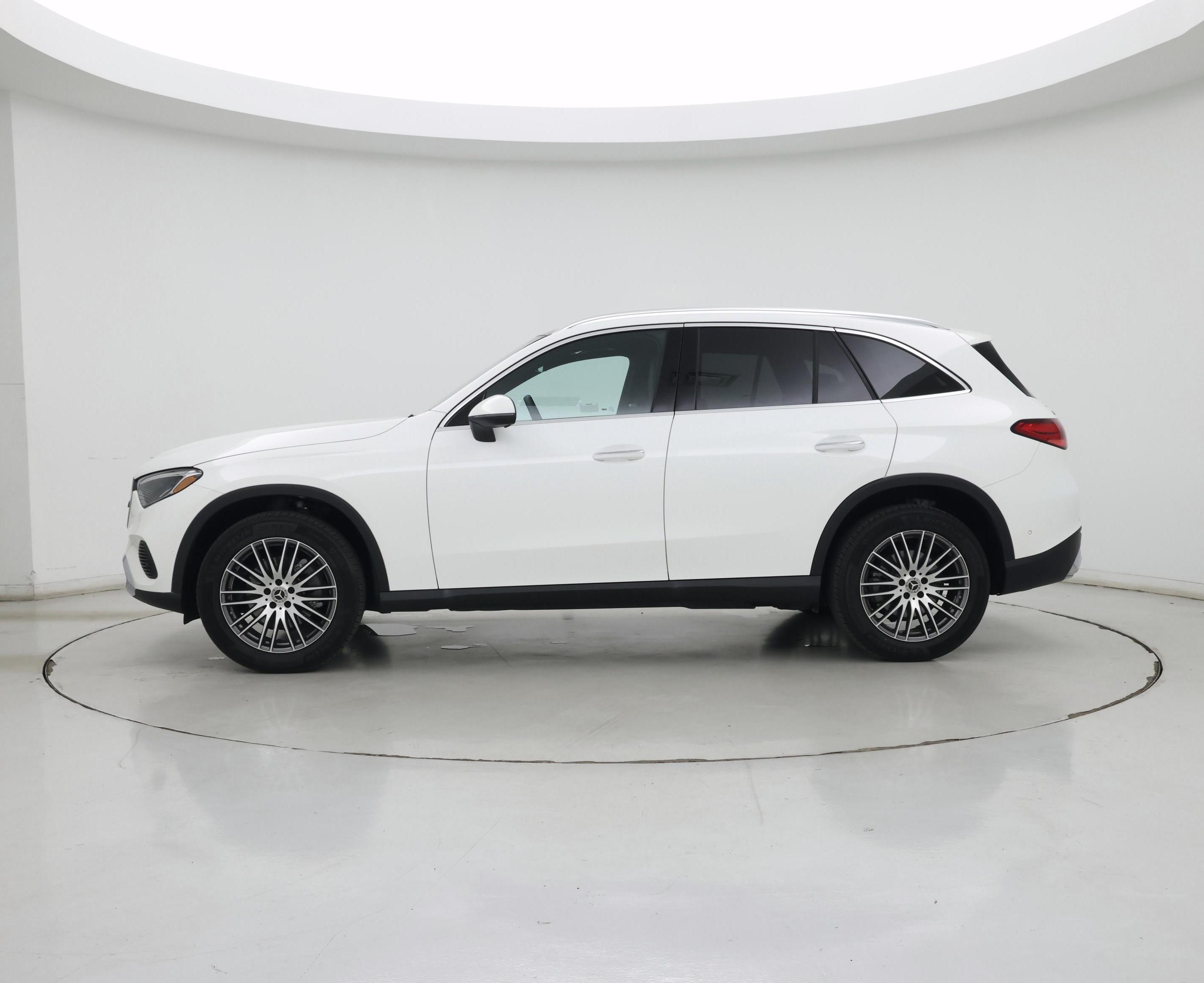 Thumbnail: 2025 Mercedes-Benz GLC - 3