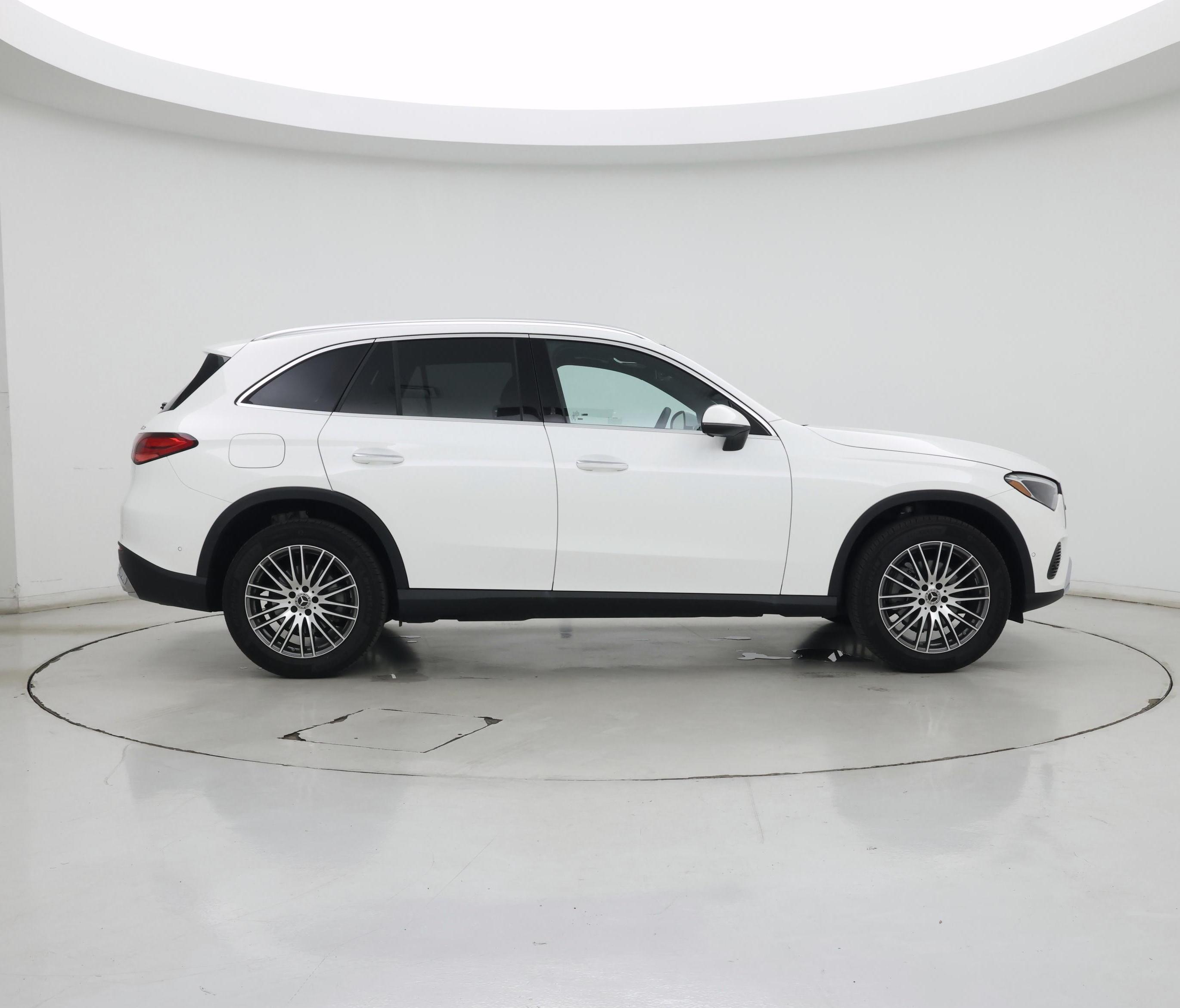 Thumbnail: 2025 Mercedes-Benz GLC - 7