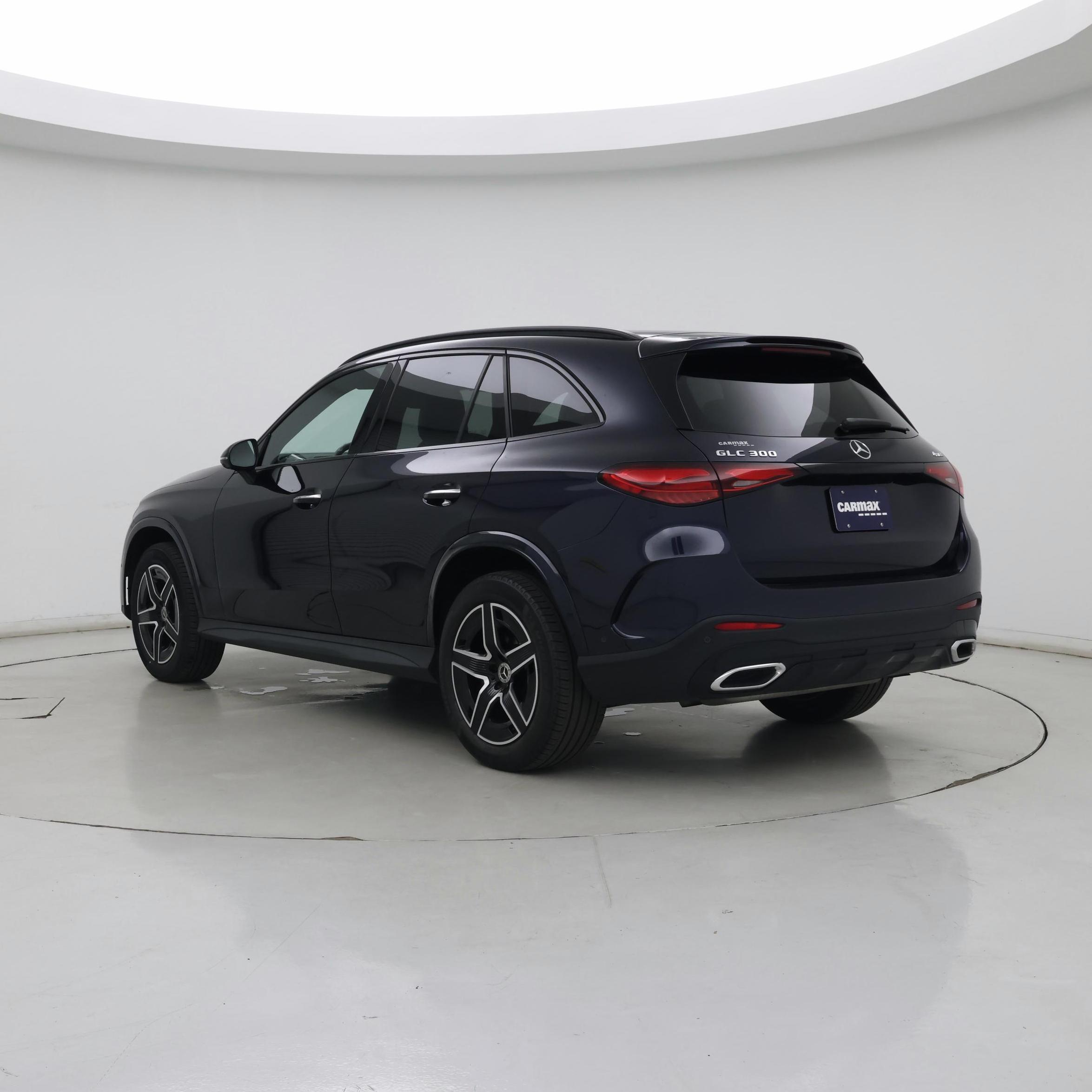 Thumbnail: 2023 Mercedes-Benz GLC - 2