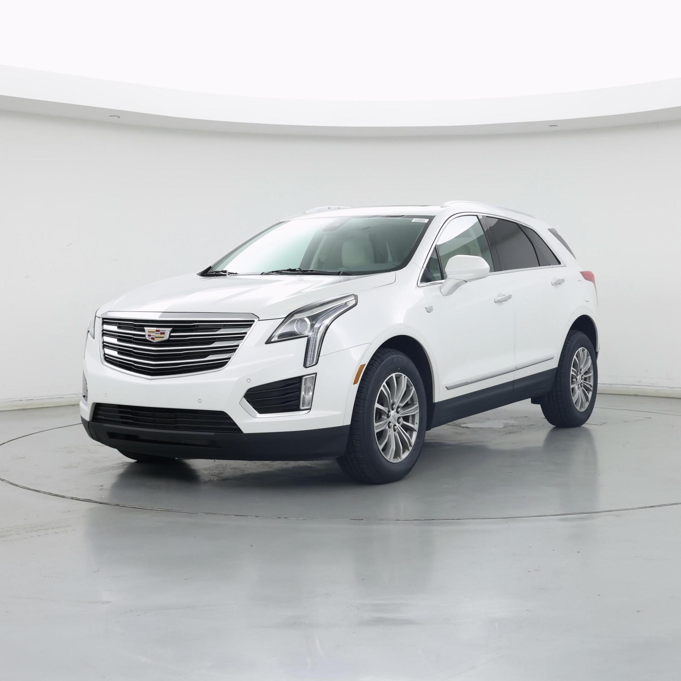 Thumbnail: 2017 Cadillac XT5 - 4