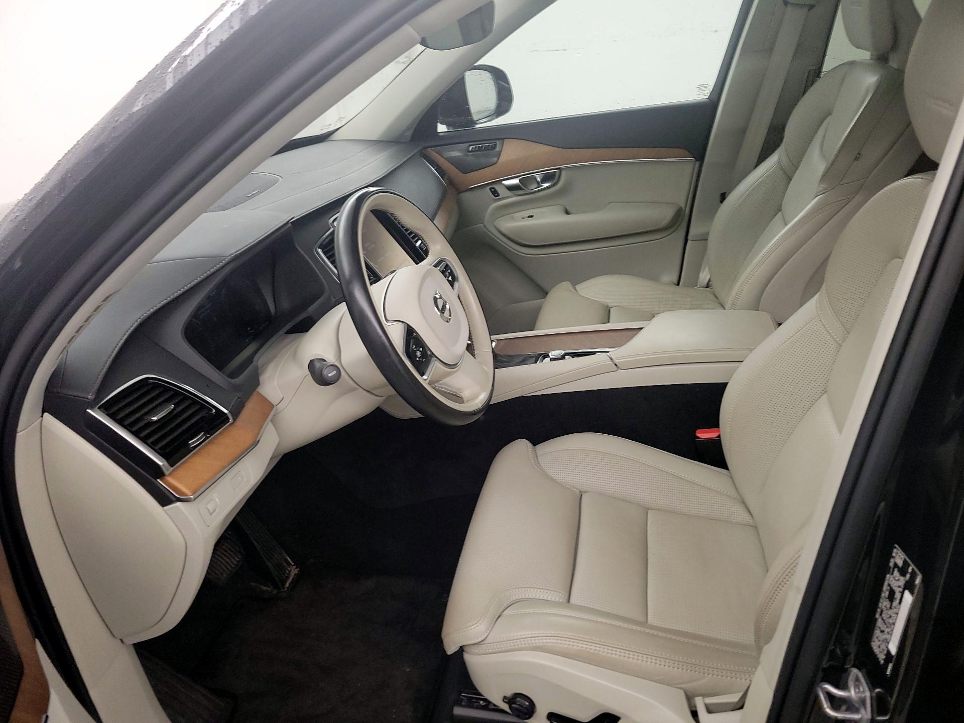 Thumbnail: 2020 Volvo XC90 - 11