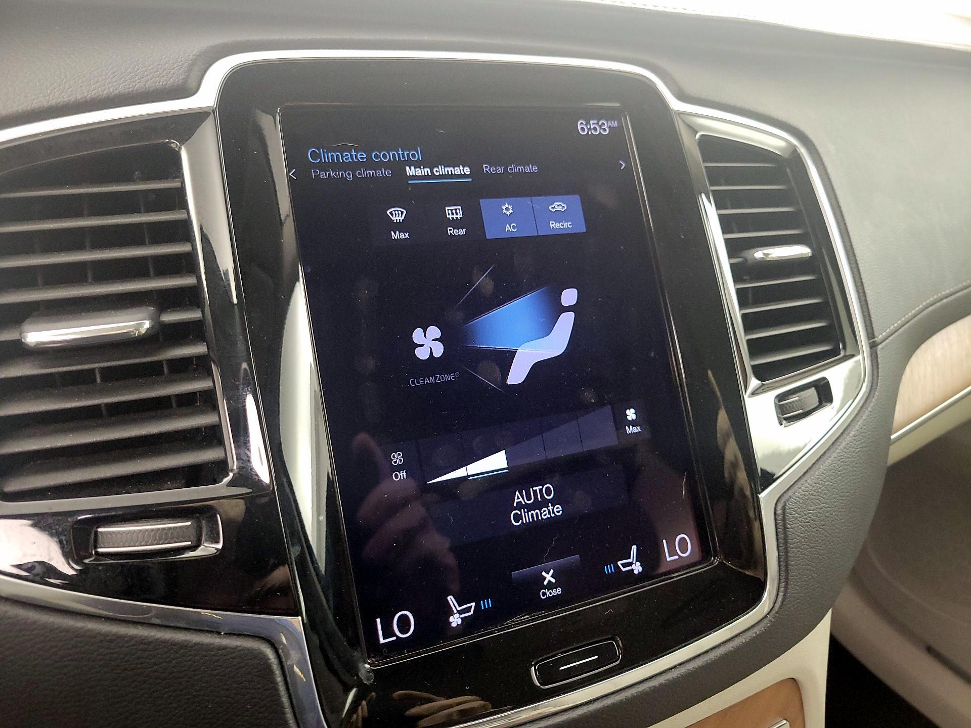 Thumbnail: 2020 Volvo XC90 - 16