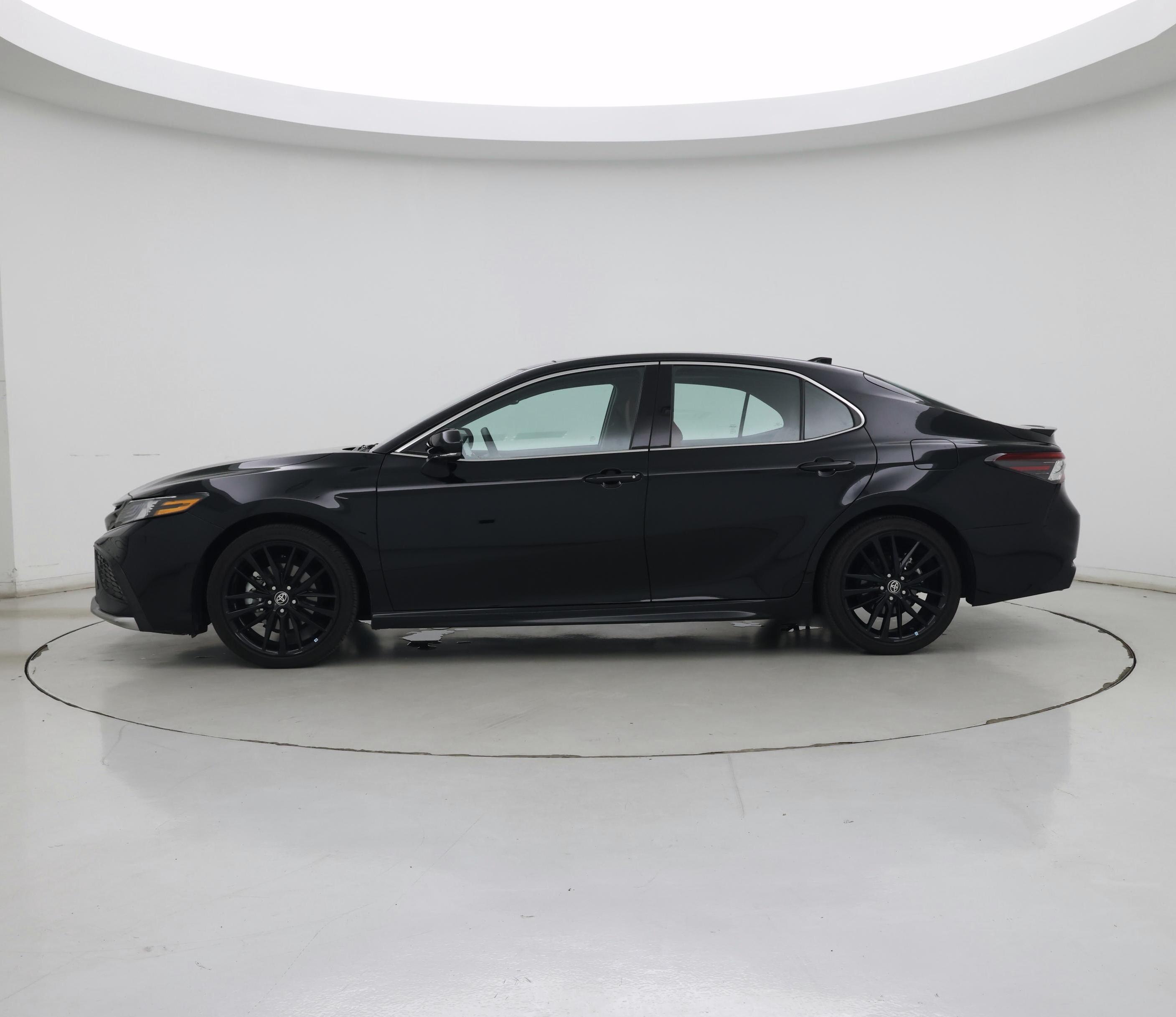 Thumbnail: 2023 Toyota Camry - 3