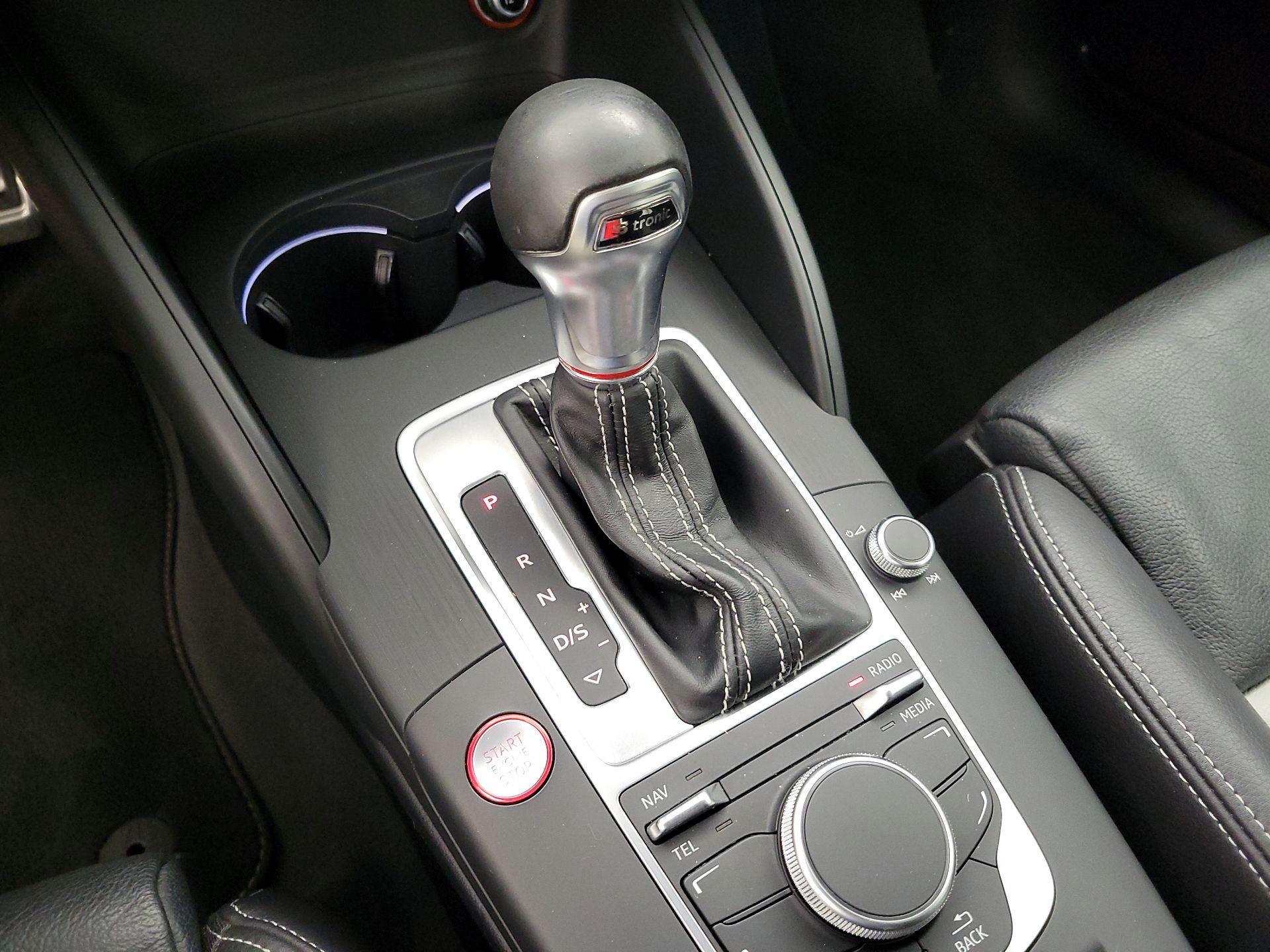 Thumbnail: 2015 Audi S3 - 15