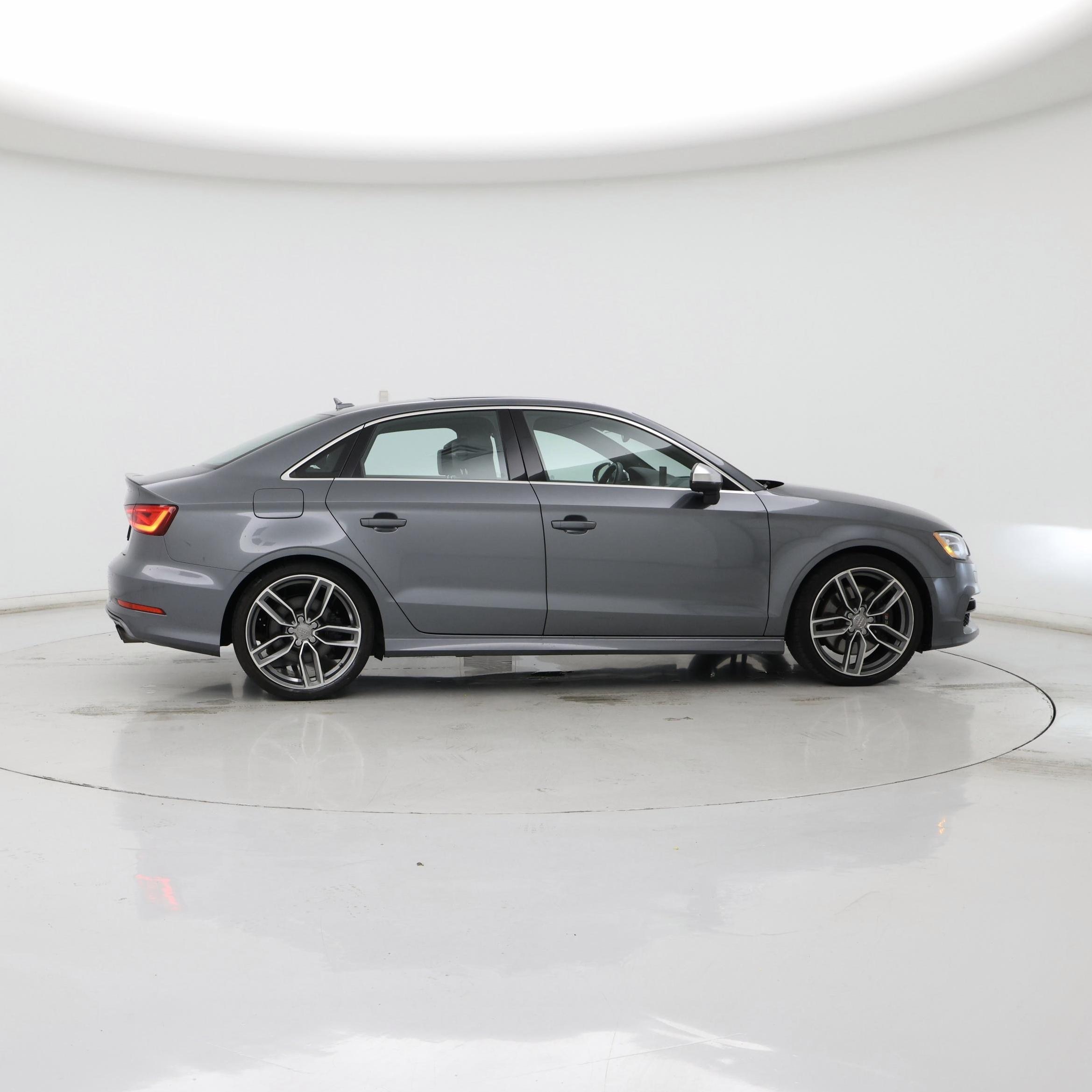 Thumbnail: 2015 Audi S3 - 7