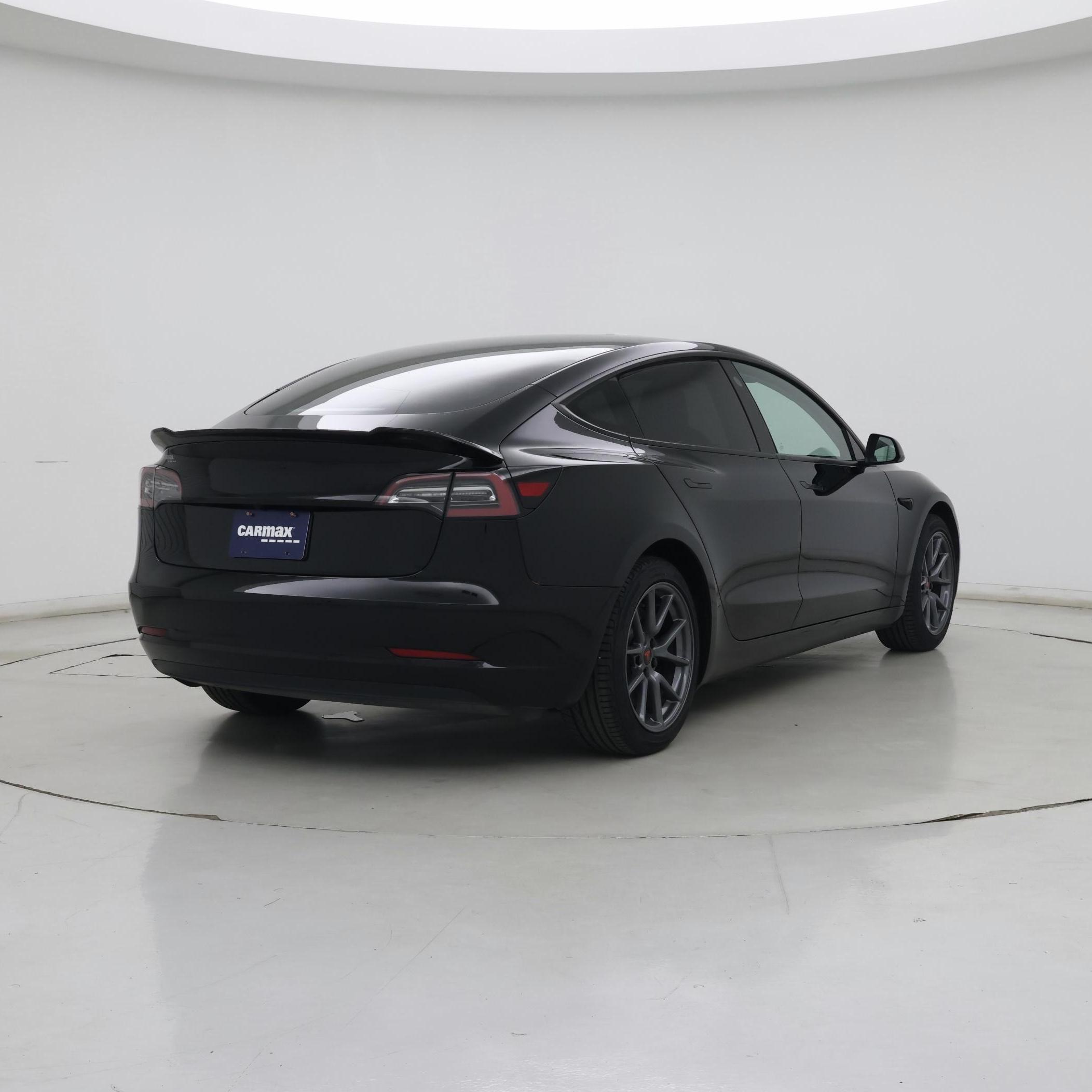 Thumbnail: 2023 Tesla Model 3 - 8