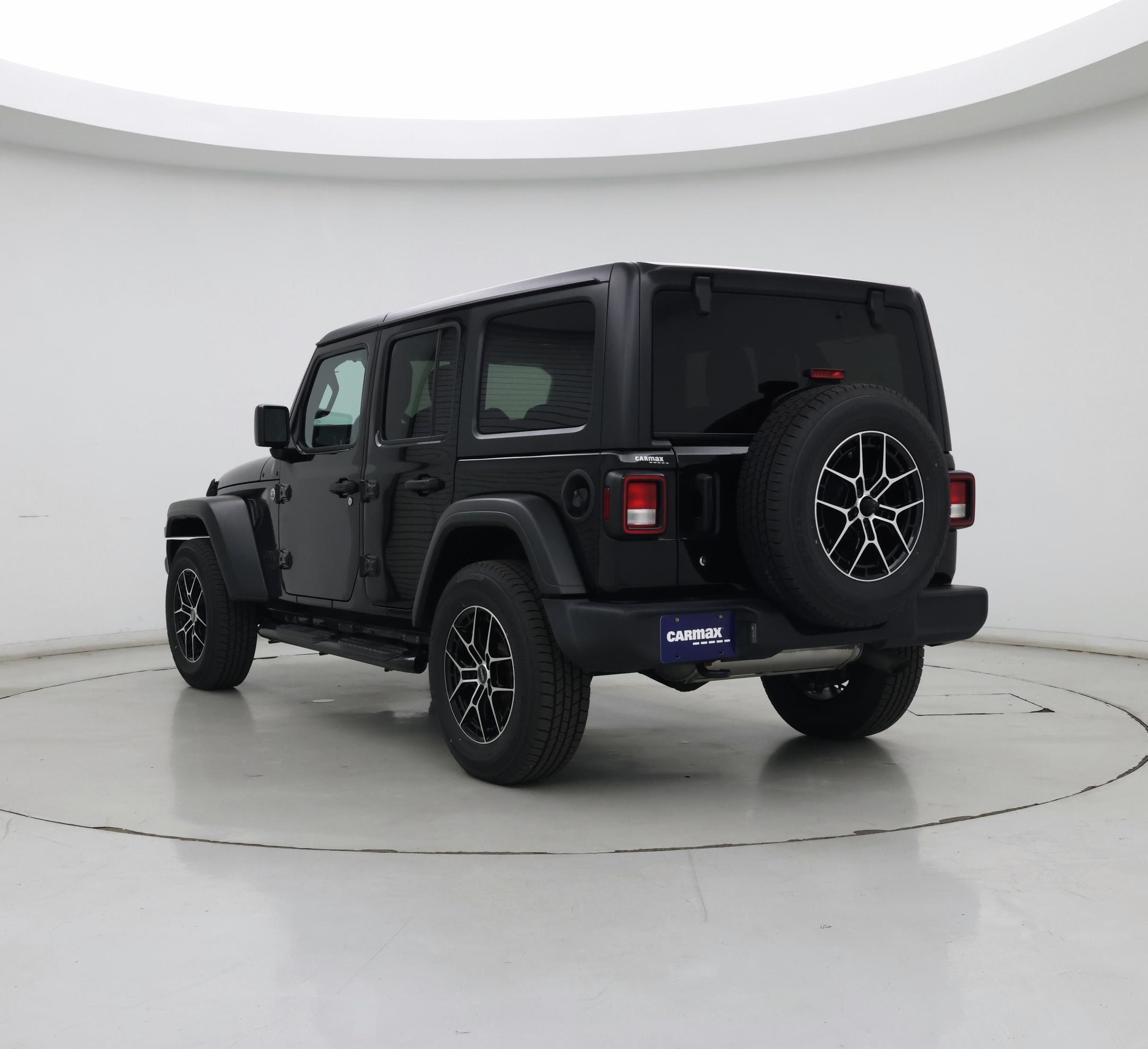 Thumbnail: 2019 Jeep Wrangler - 2