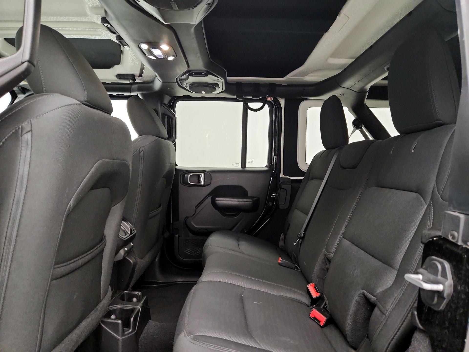 Thumbnail: 2019 Jeep Wrangler - 19