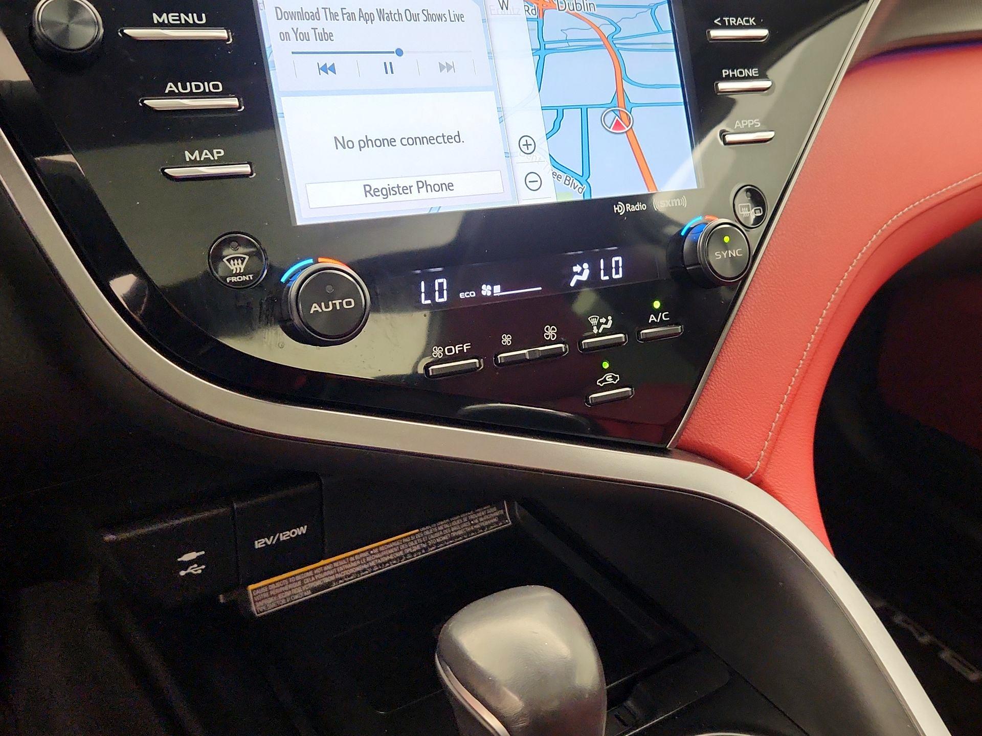 Thumbnail: 2019 Toyota Camry - 17