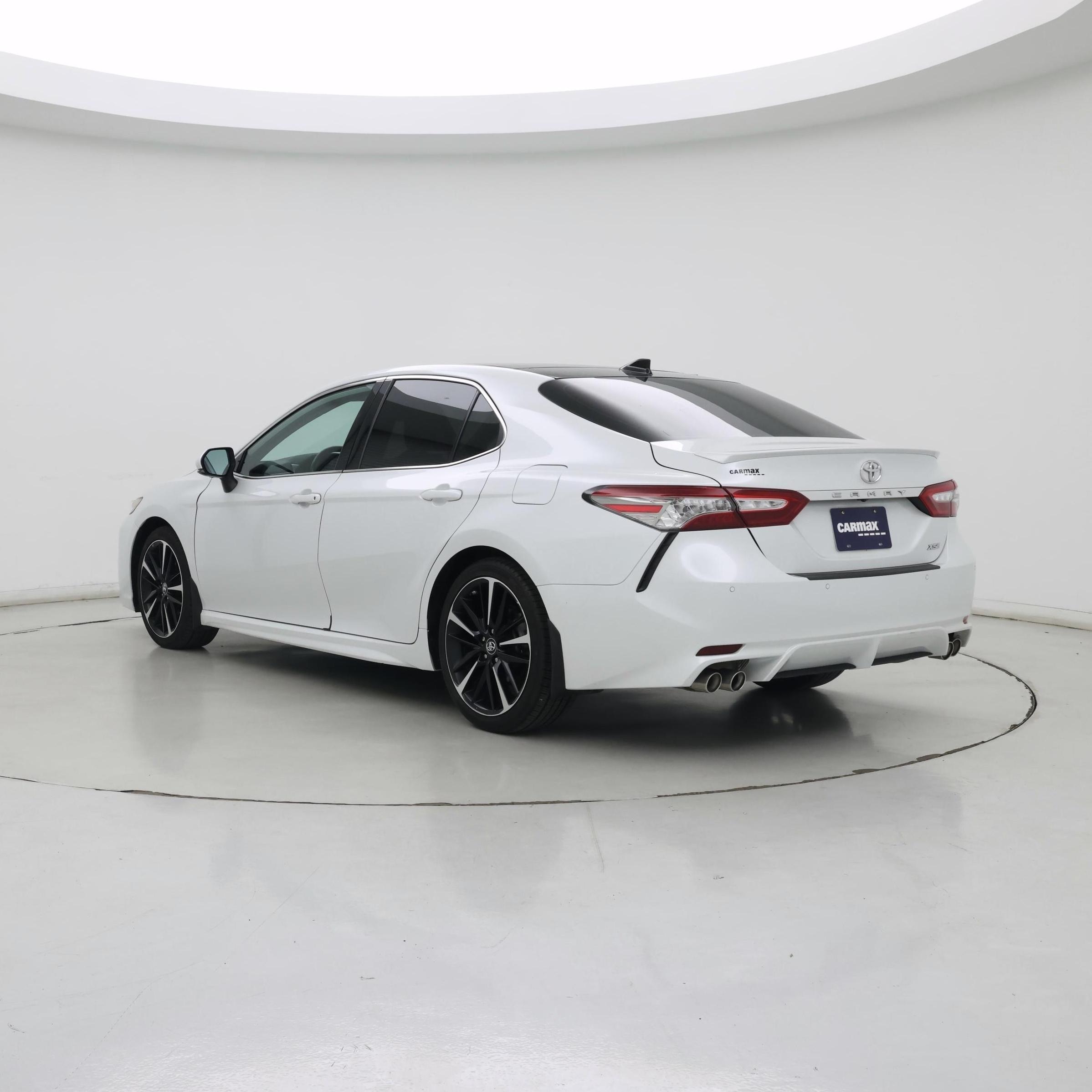Thumbnail: 2019 Toyota Camry - 2