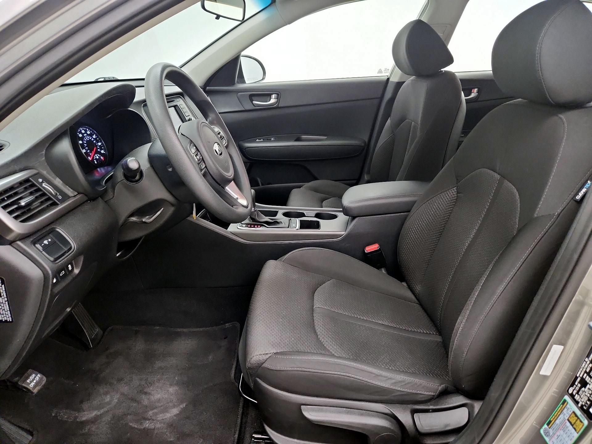 Thumbnail: 2016 Kia Optima - 11