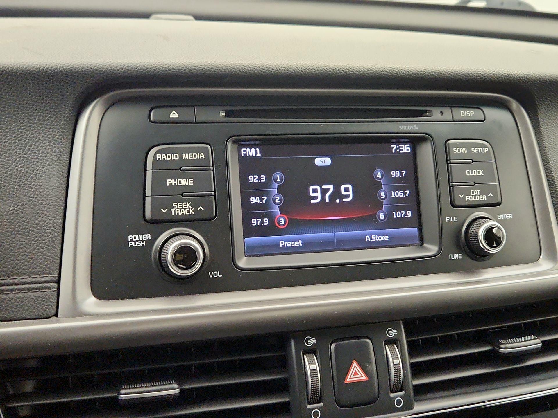 Thumbnail: 2016 Kia Optima - 15