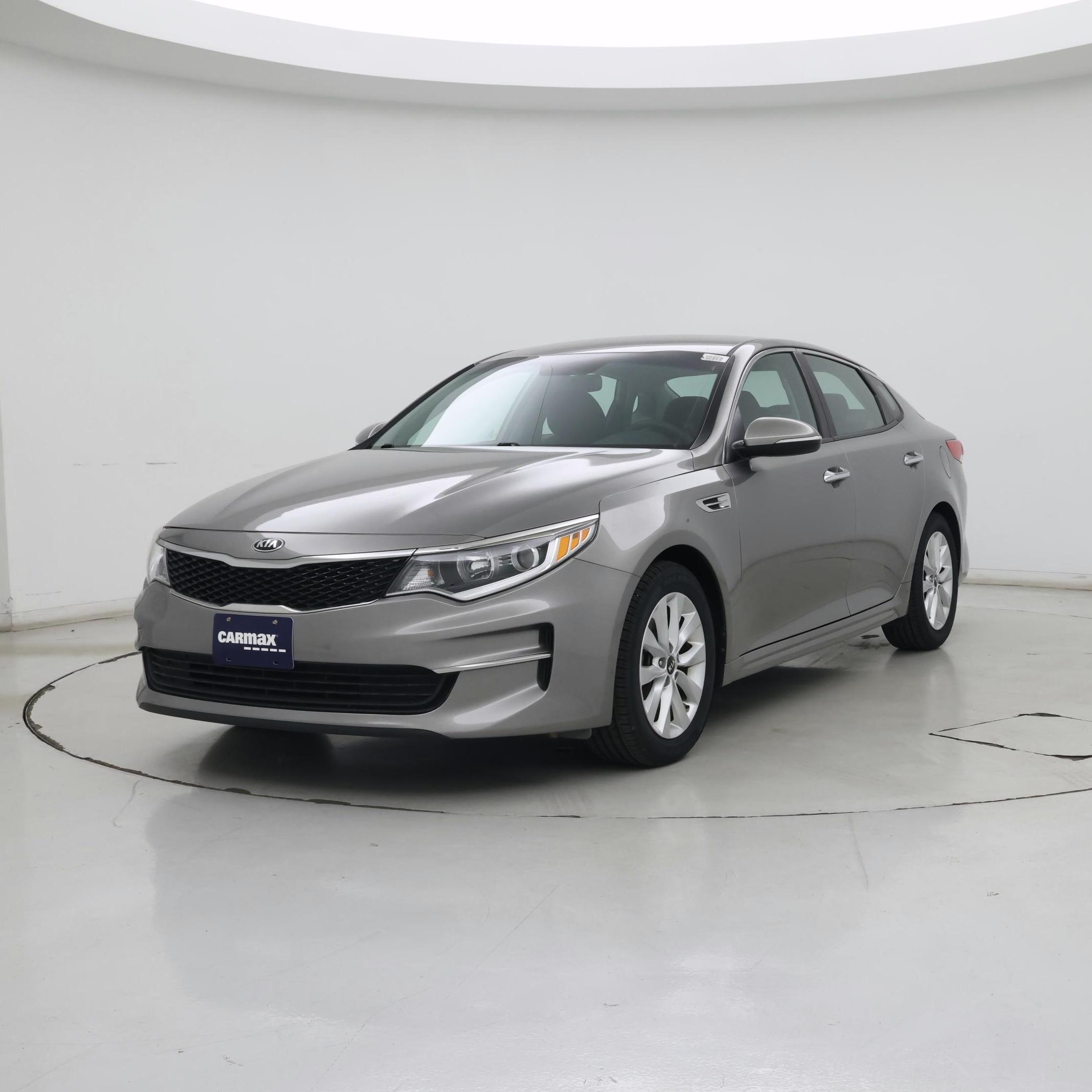 Thumbnail: 2016 Kia Optima - 4