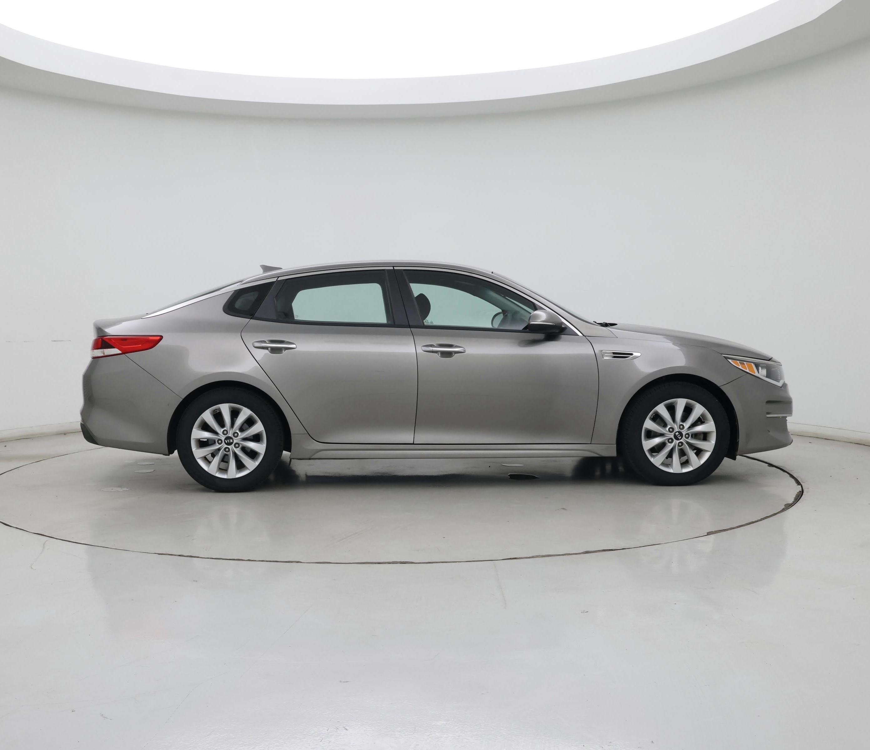 Thumbnail: 2016 Kia Optima - 7