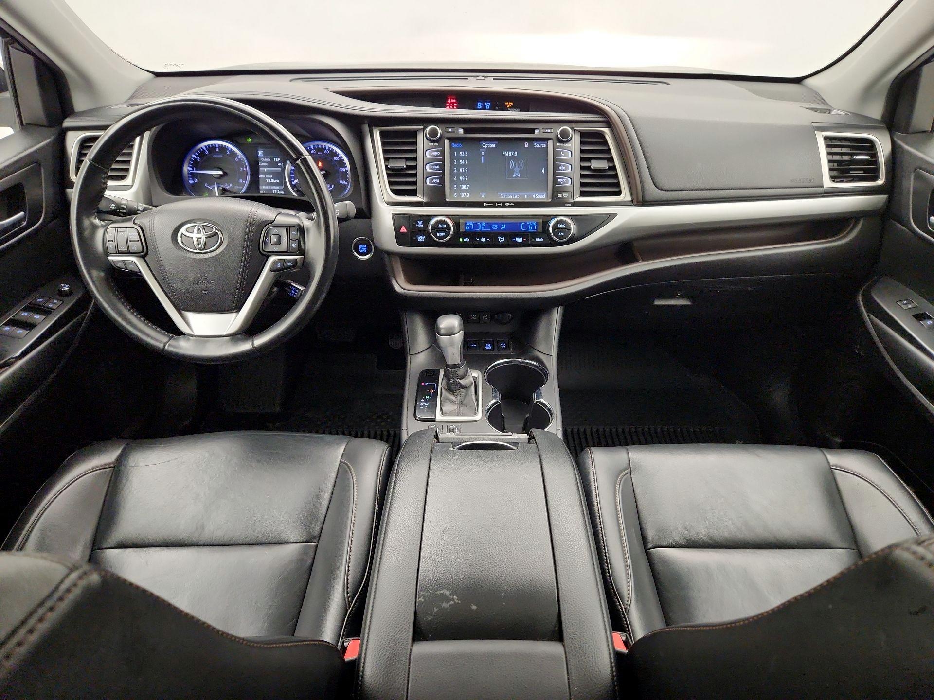 Thumbnail: 2019 Toyota Highlander - 9
