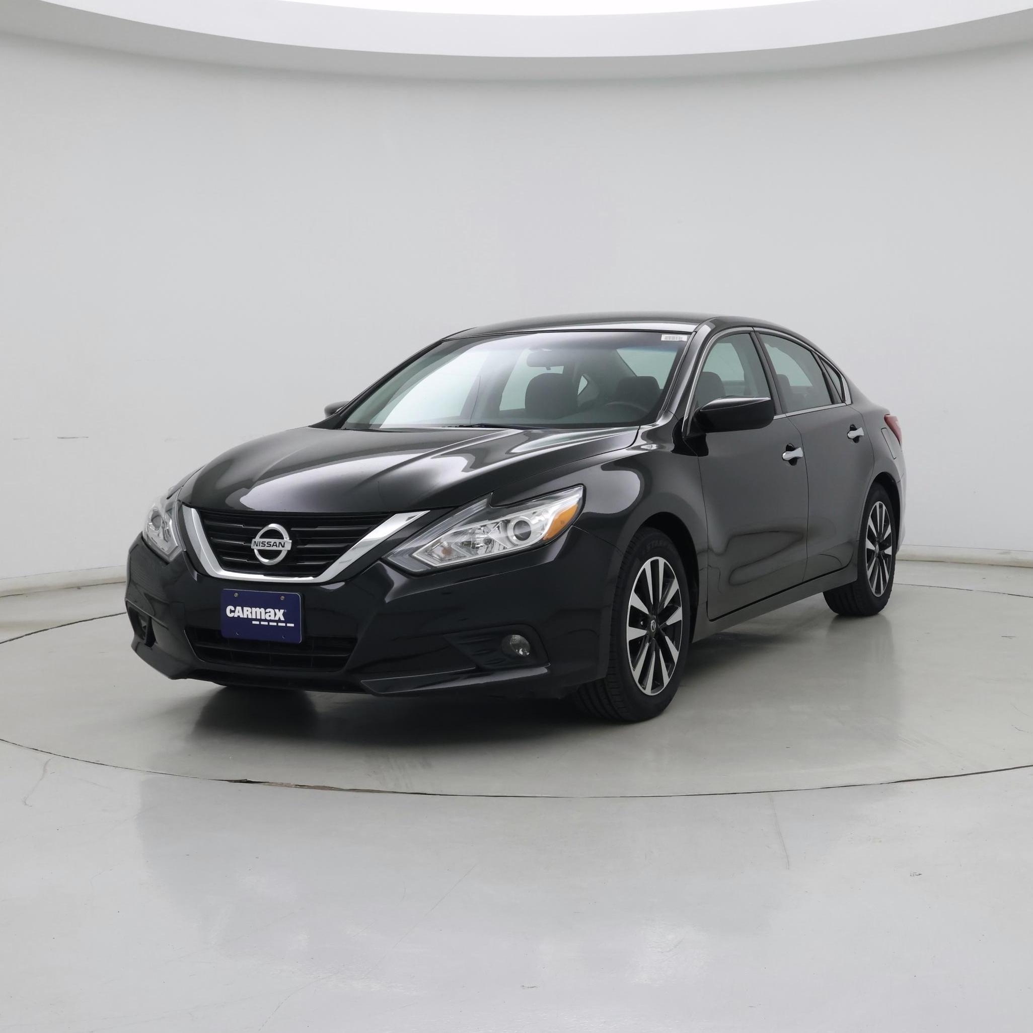 Thumbnail: 2018 Nissan Altima - 4