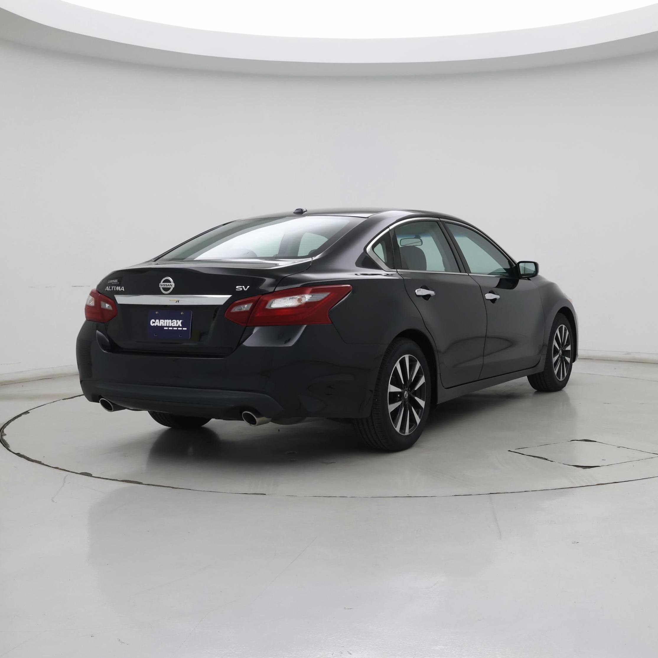 Thumbnail: 2018 Nissan Altima - 8