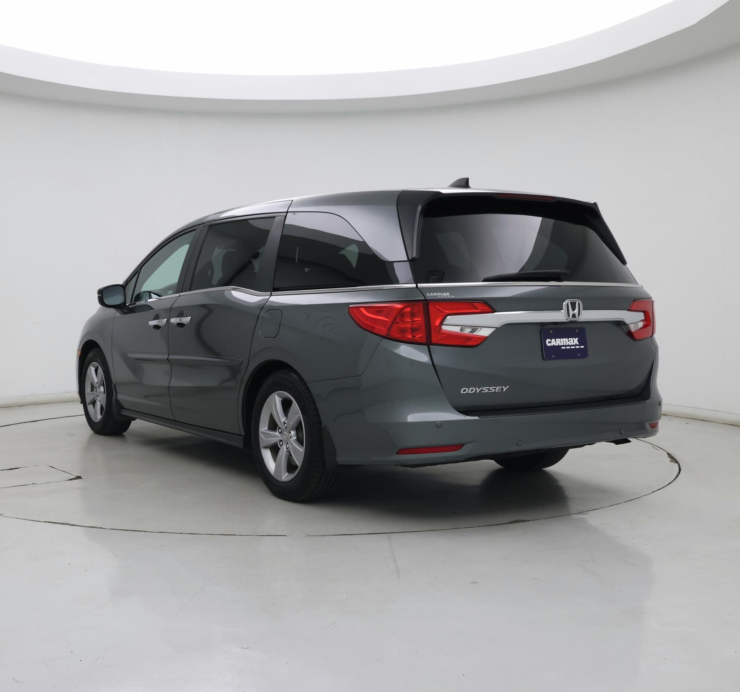 Thumbnail: 2019 Honda Odyssey - 2