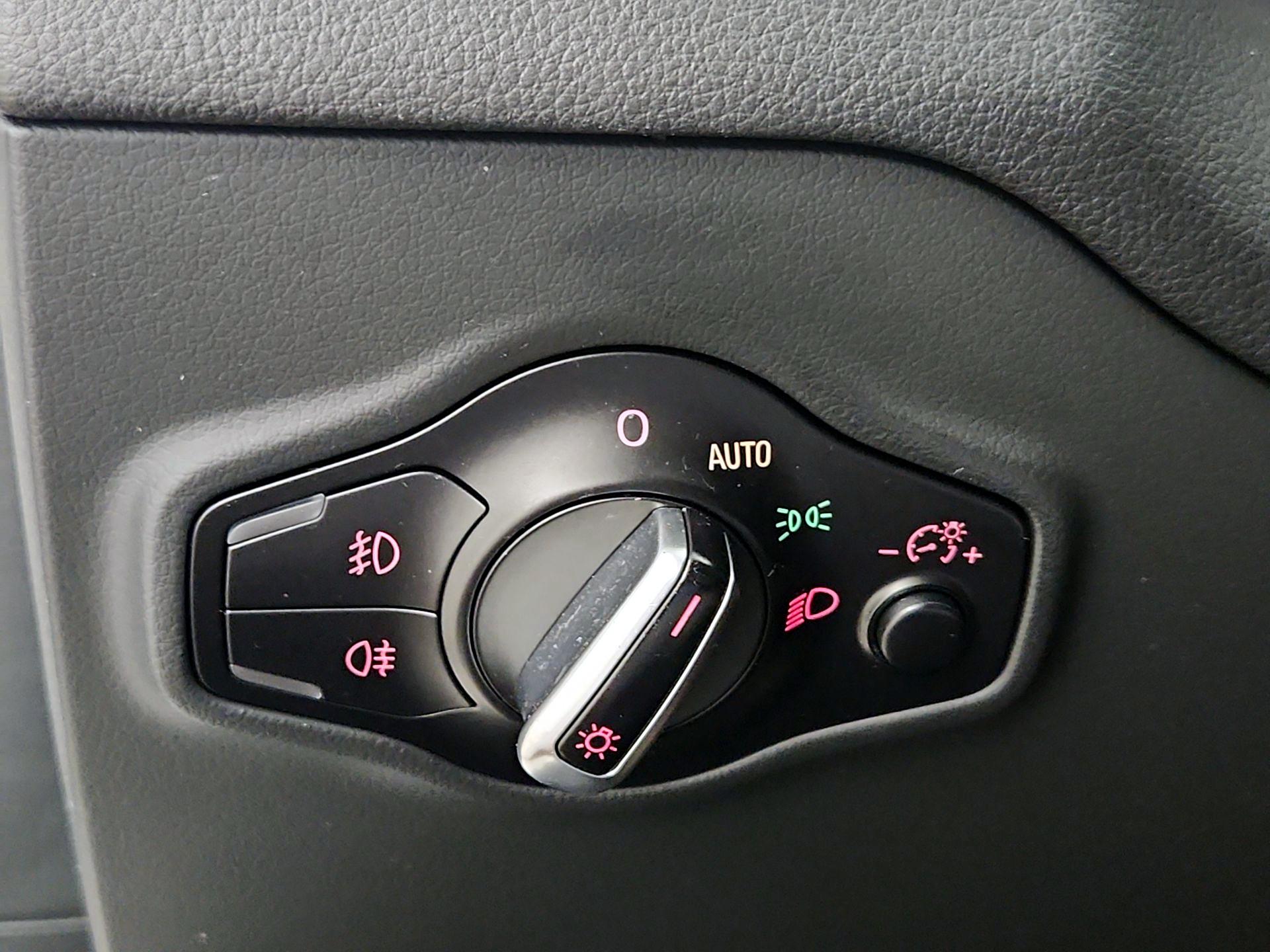Thumbnail: 2016 Audi Q5 - 13