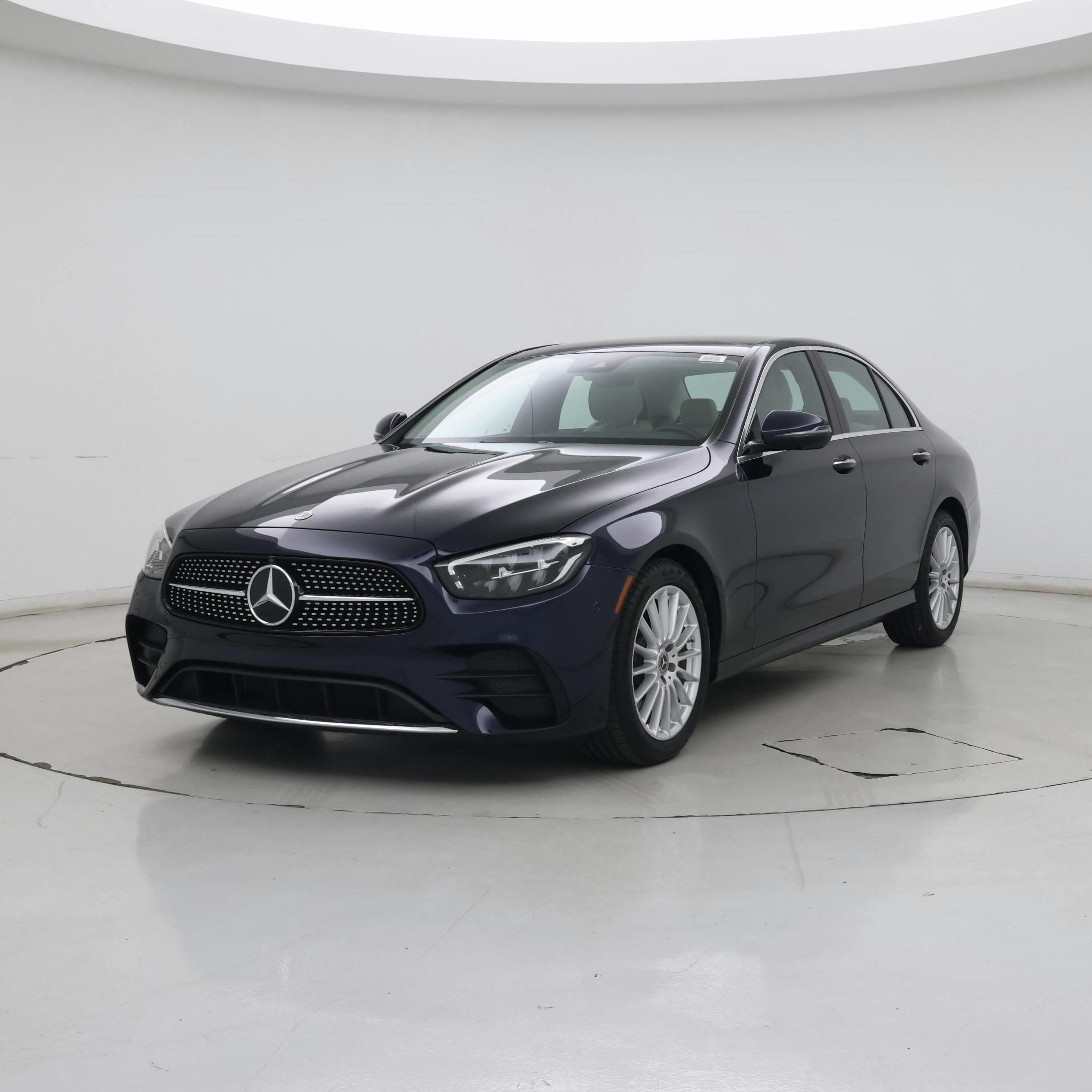 Thumbnail: 2023 Mercedes-Benz E-Class - 4